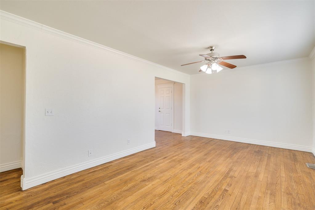 2804 Lancaster Lane