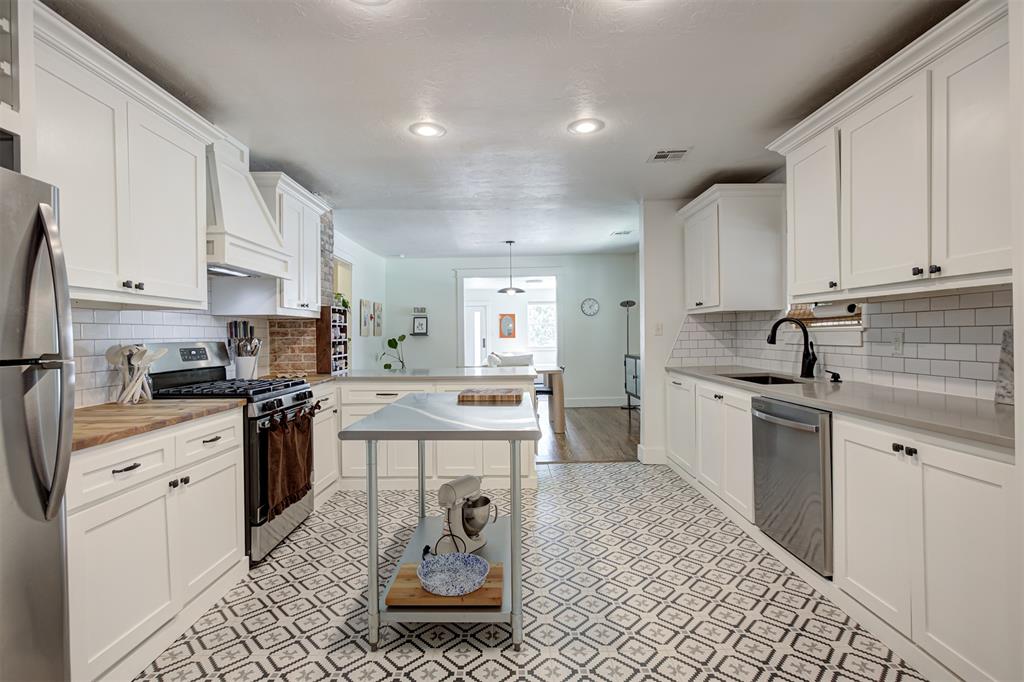 2500 NW 21st Street