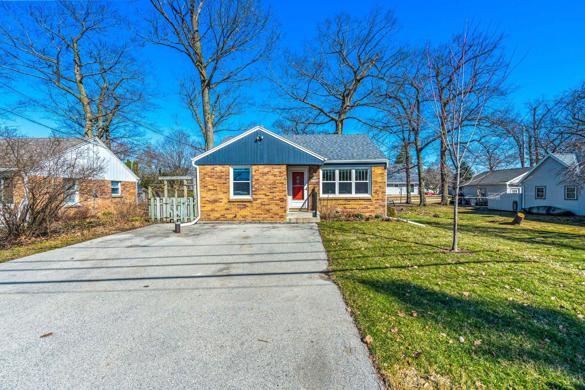 N26W27398 Prospect Avenue