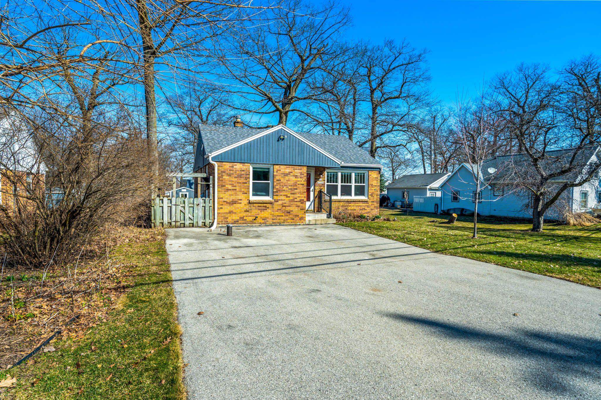 N26W27398 Prospect Avenue