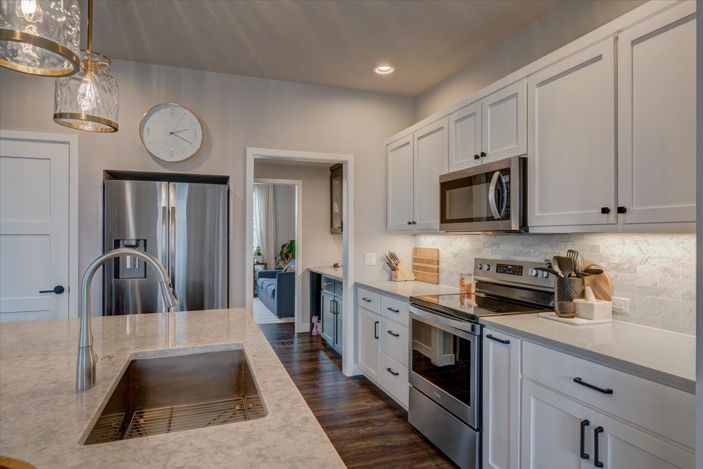 9717 Tawny Acorn Drive