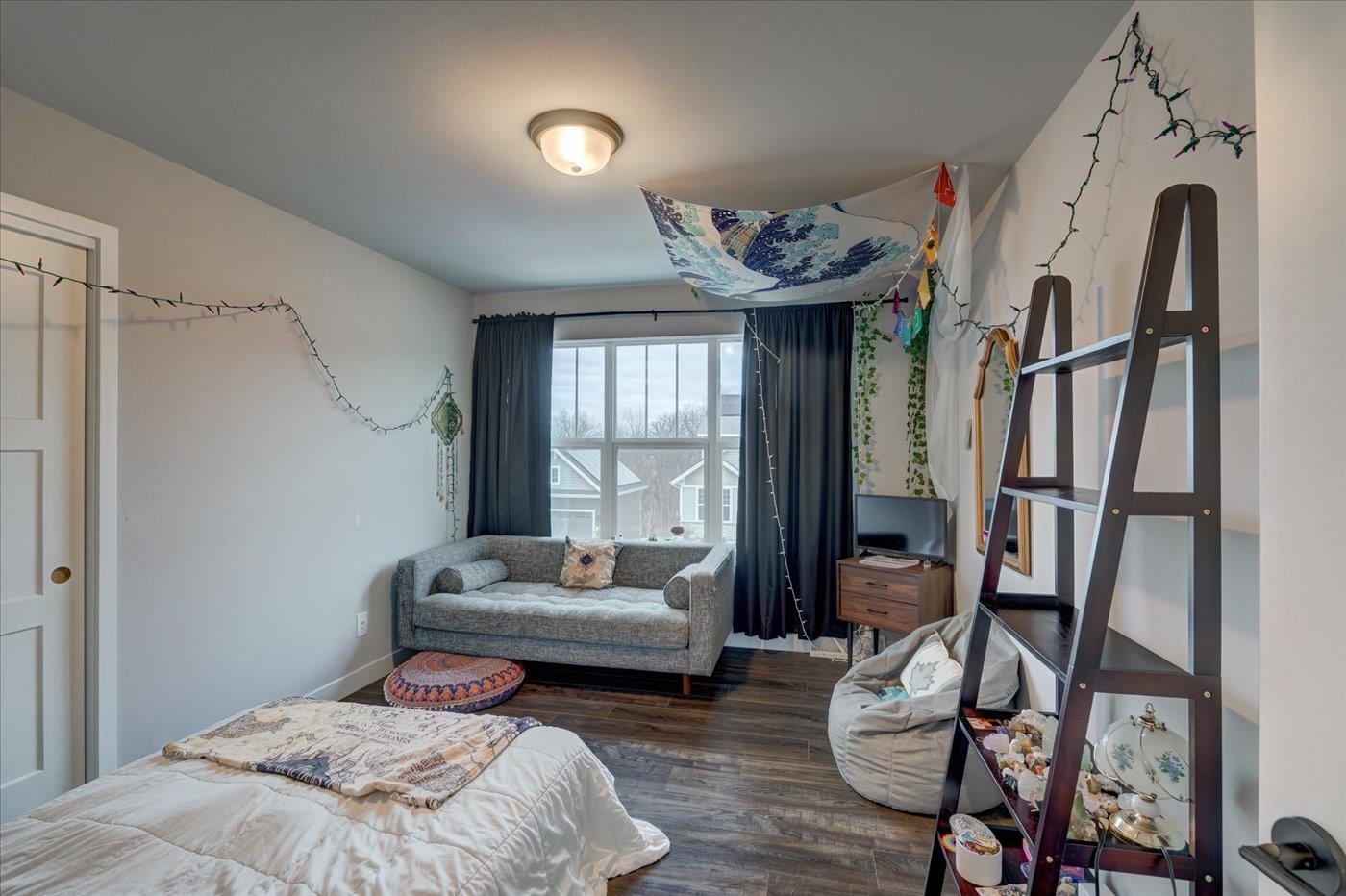9717 Tawny Acorn Drive