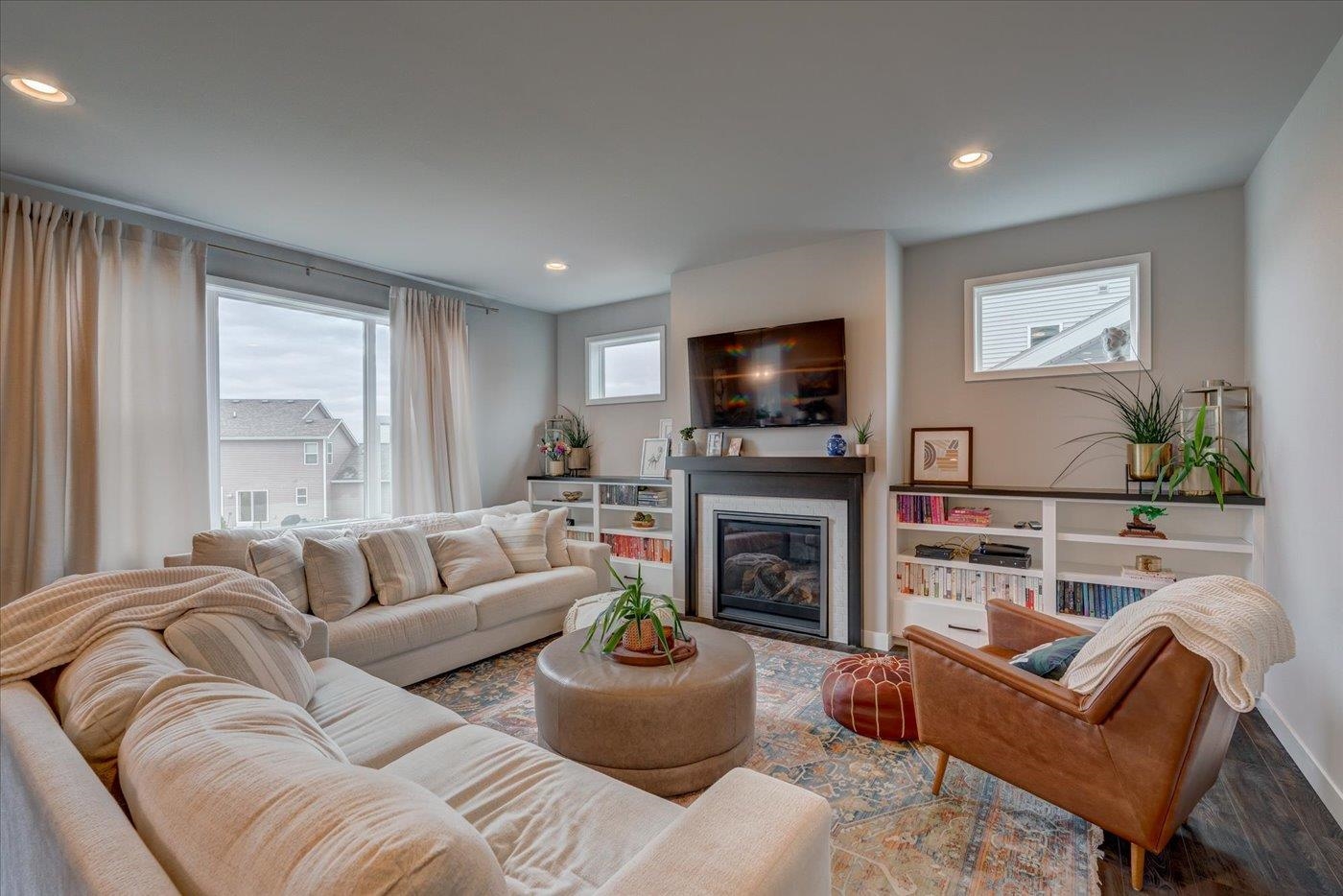 9717 Tawny Acorn Drive