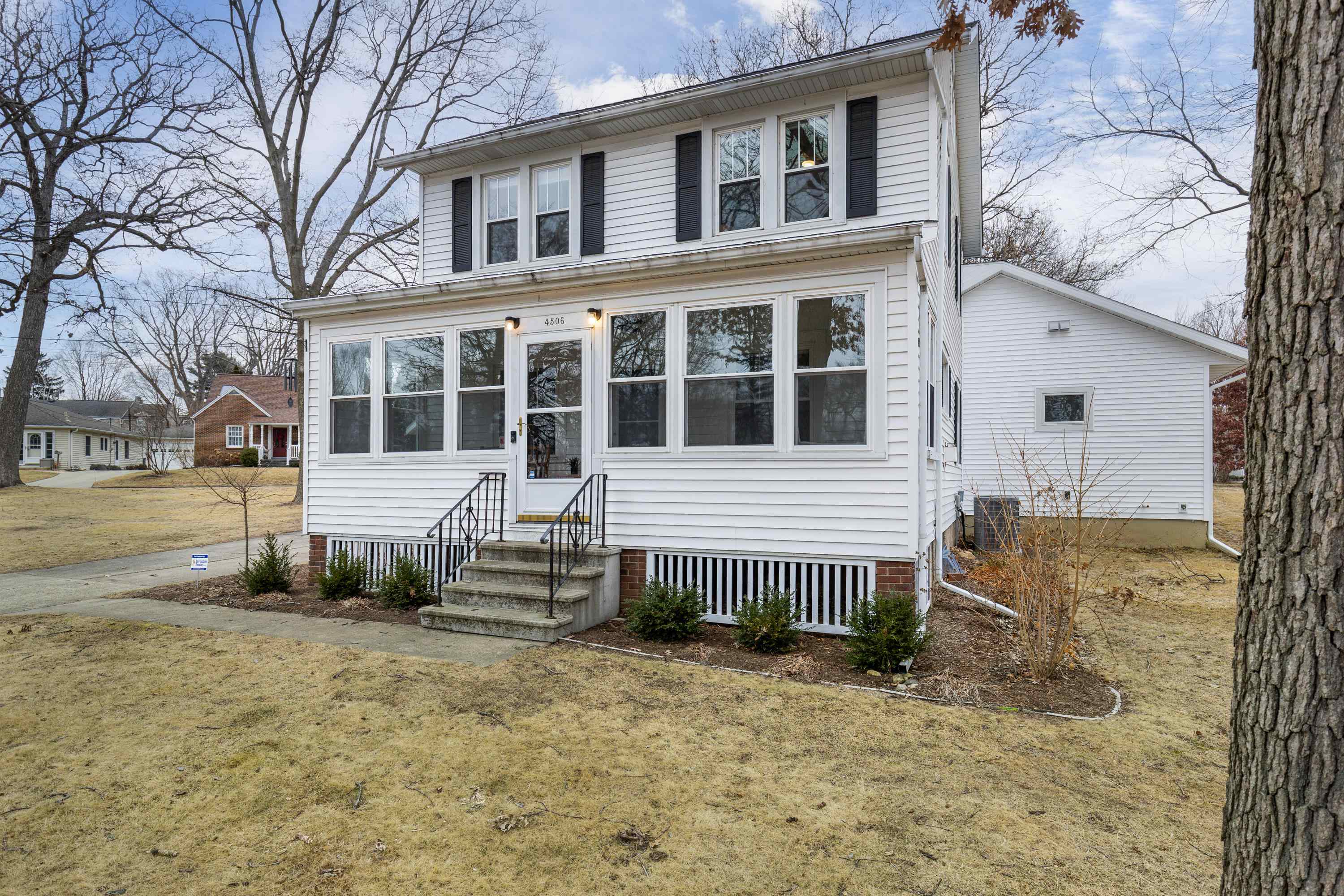4506 Shore Acres Road