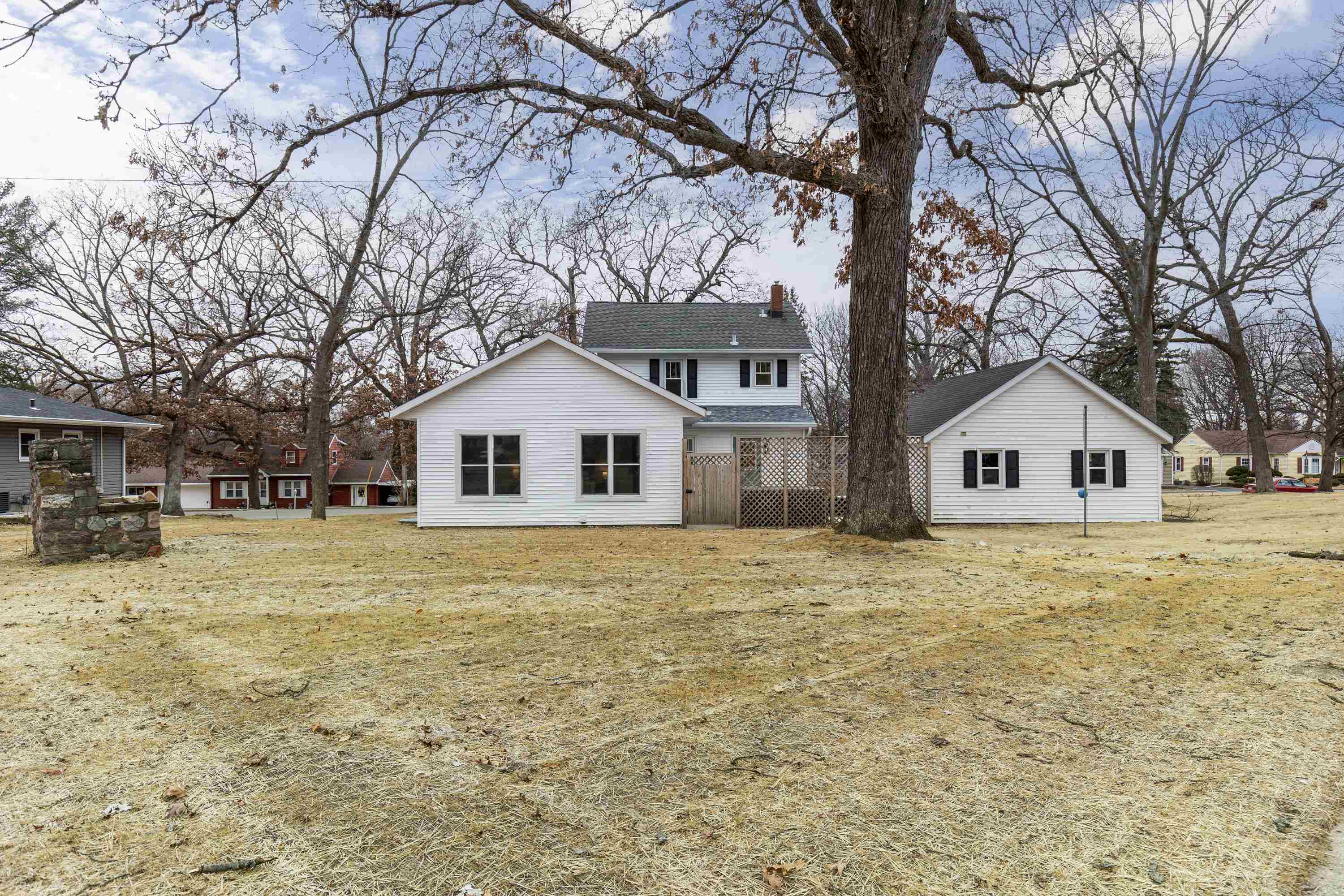 4506 Shore Acres Road