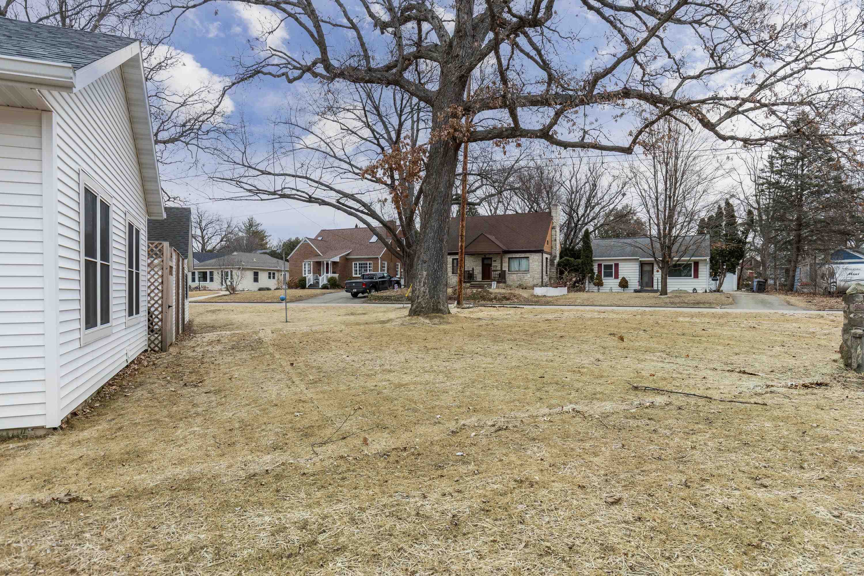 4506 Shore Acres Road