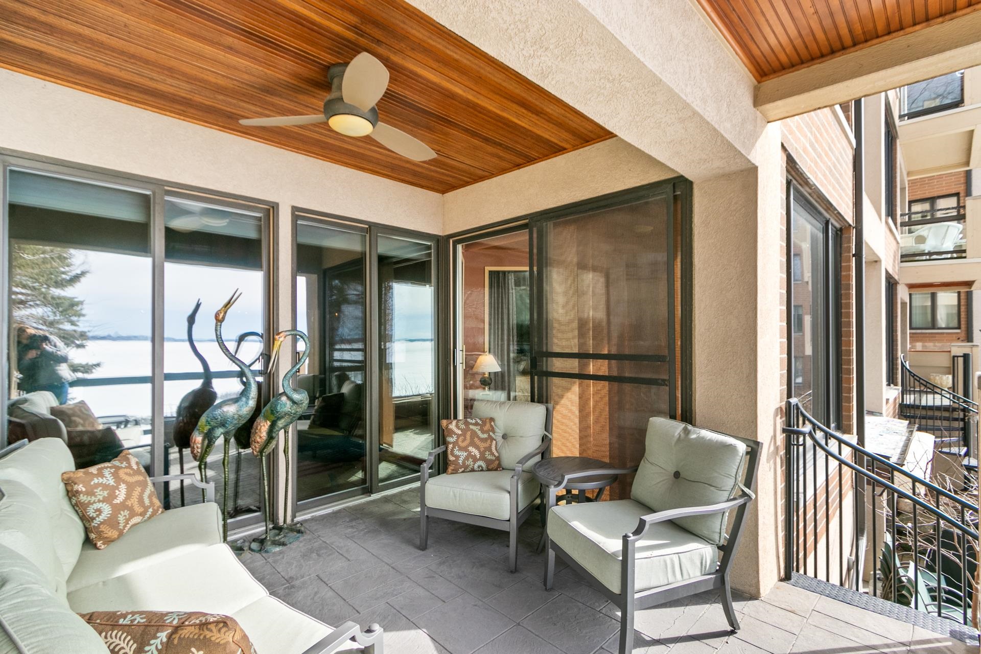 3939 Monona Drive Unit: 102