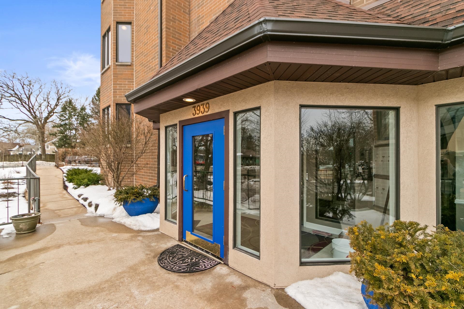 3939 Monona Drive Unit: 102