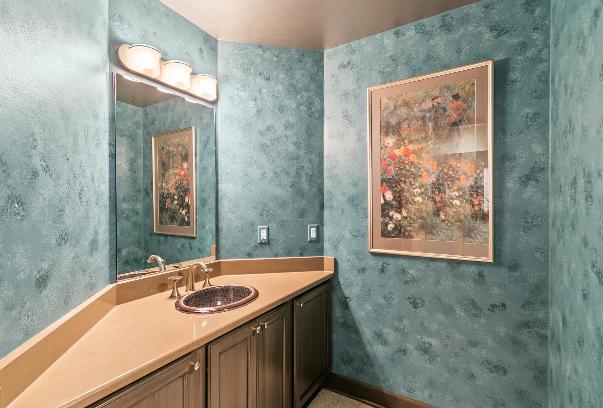 3939 Monona Drive Unit: 102