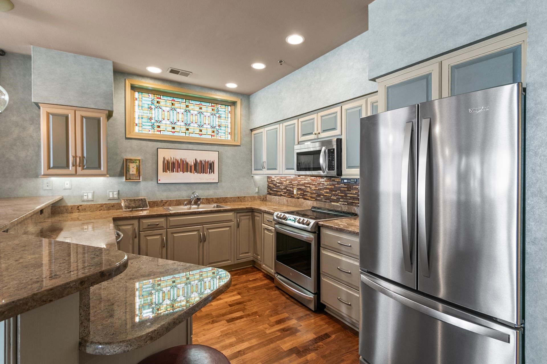 3939 Monona Drive Unit: 102