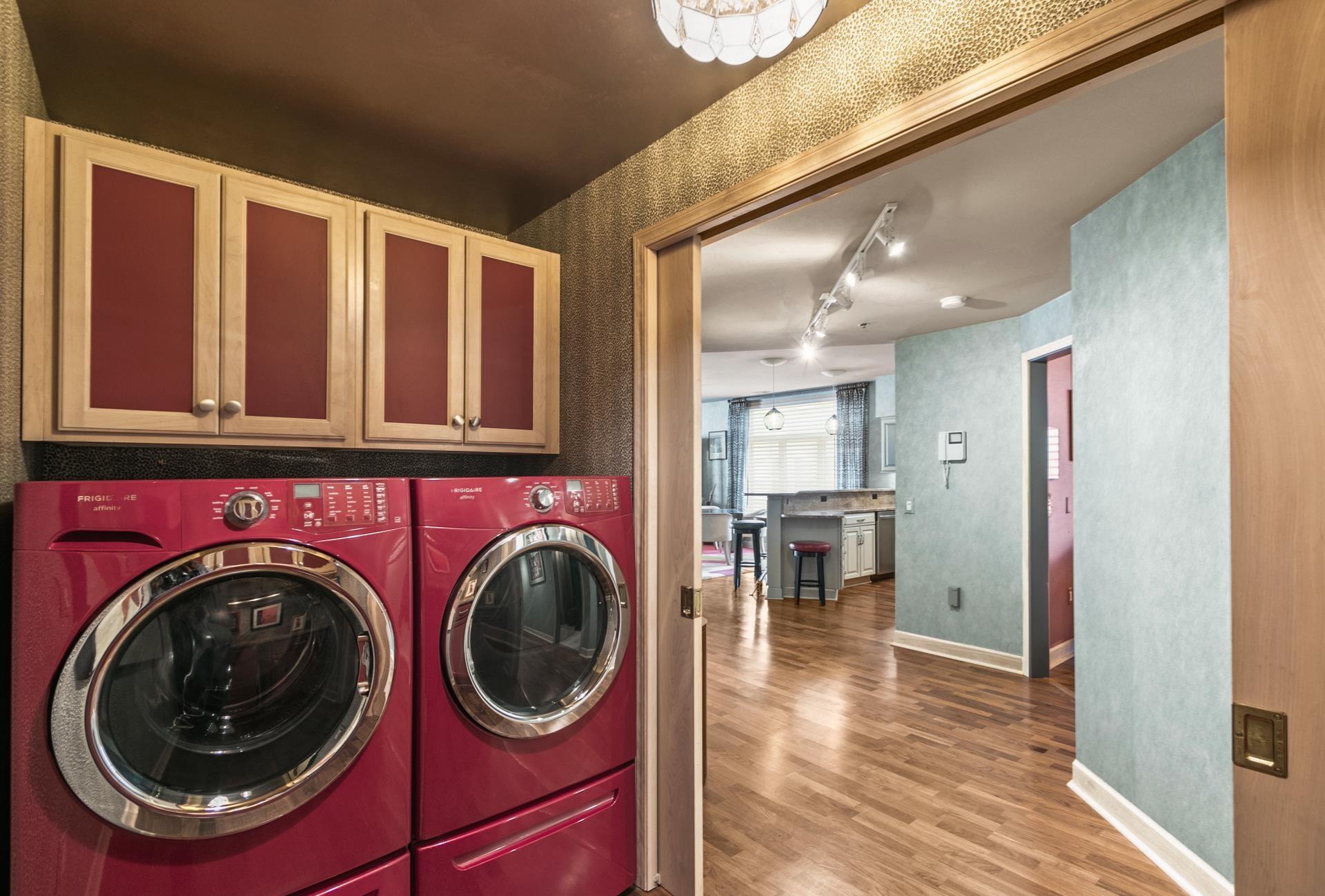 3939 Monona Drive Unit: 102