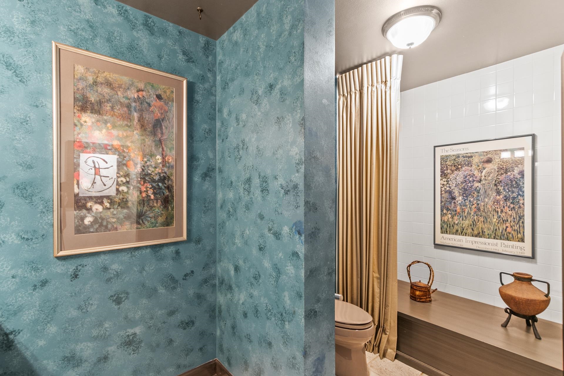 3939 Monona Drive Unit: 102