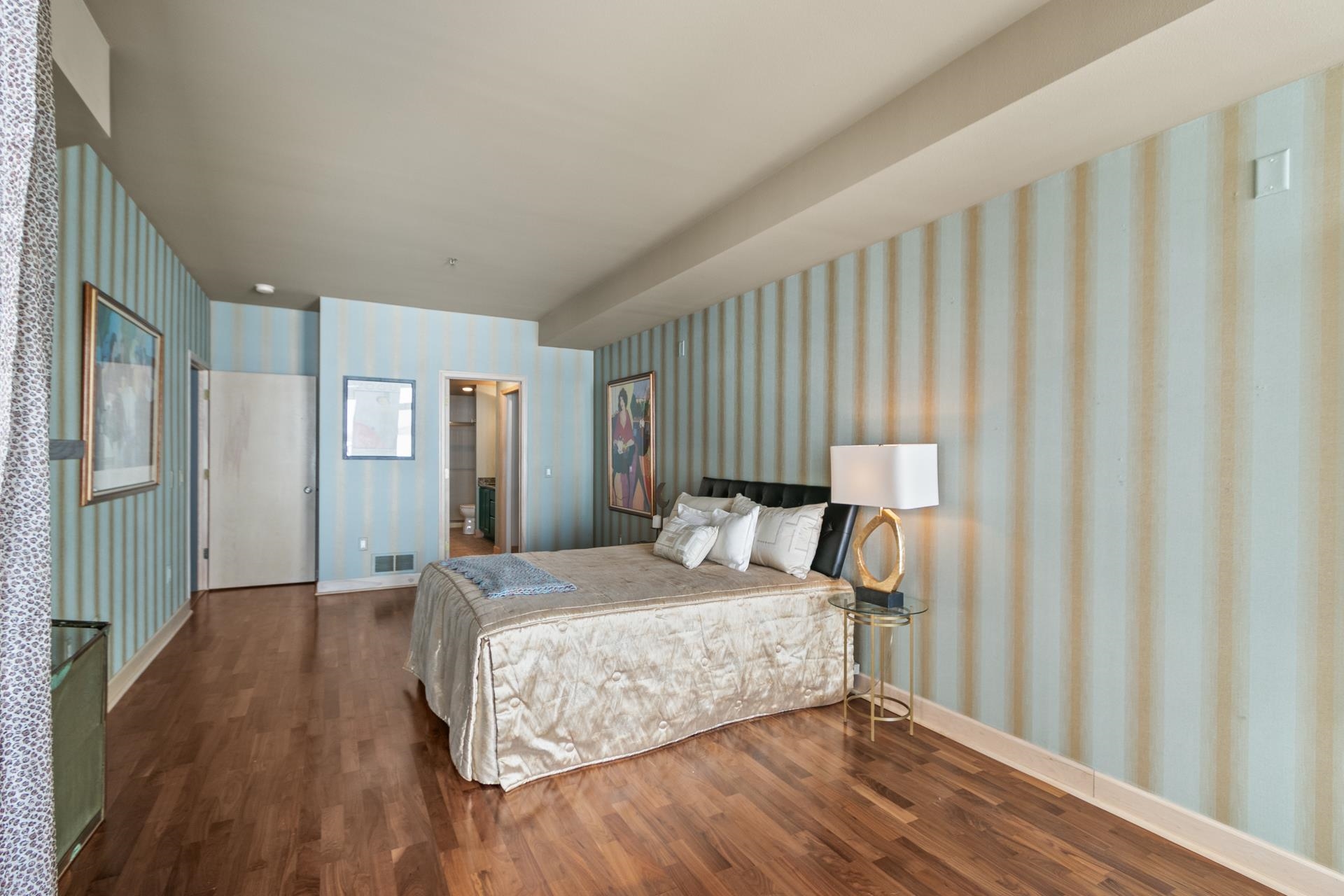 3939 Monona Drive Unit: 102