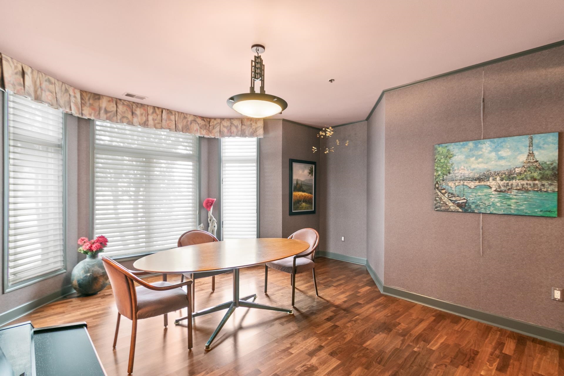 3939 Monona Drive Unit: 102