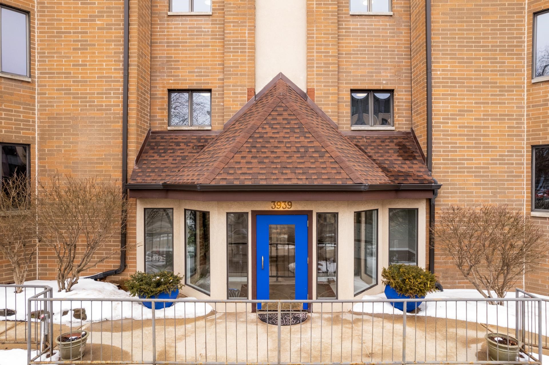 3939 Monona Drive Unit: 102