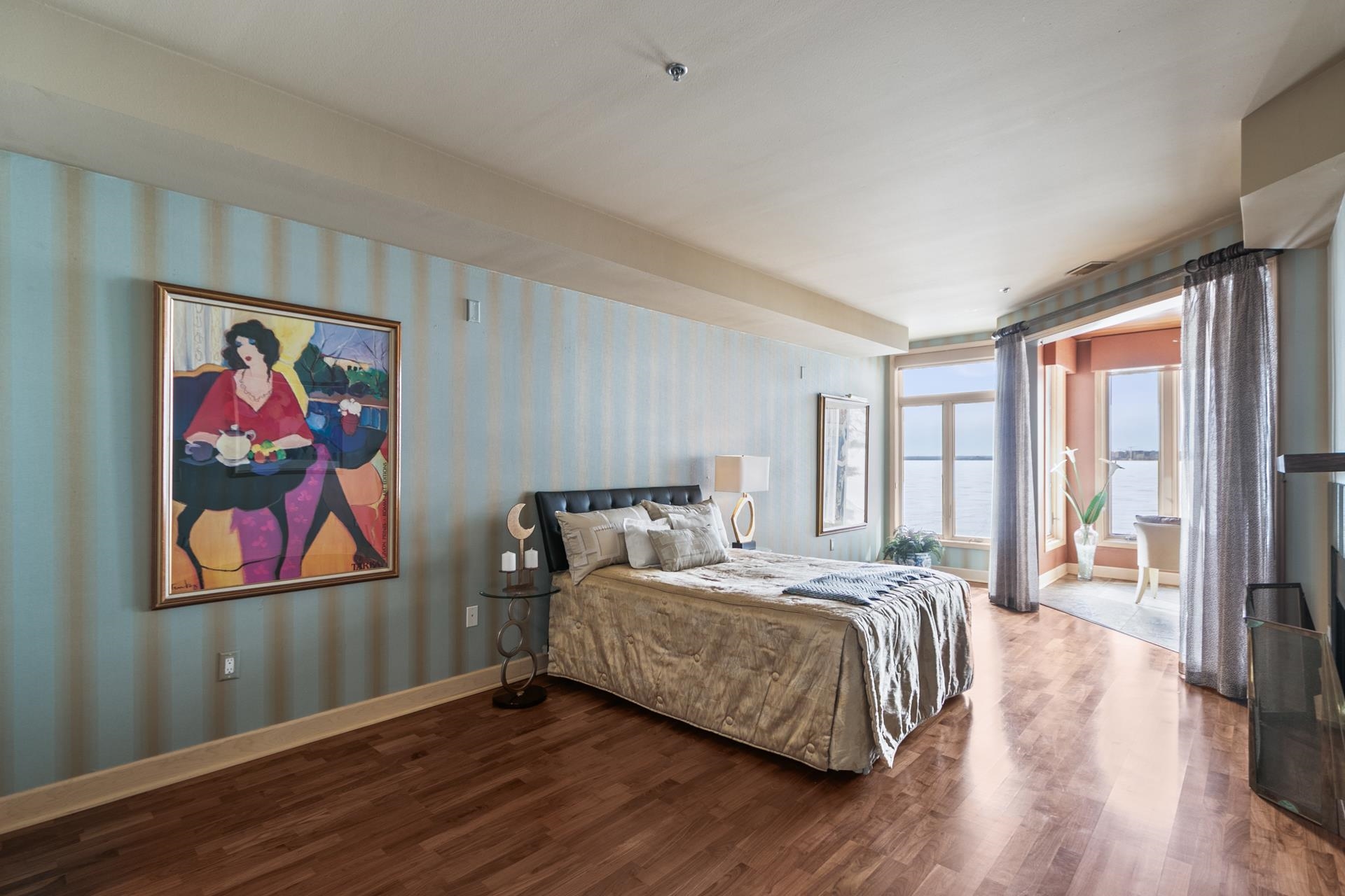 3939 Monona Drive Unit: 102