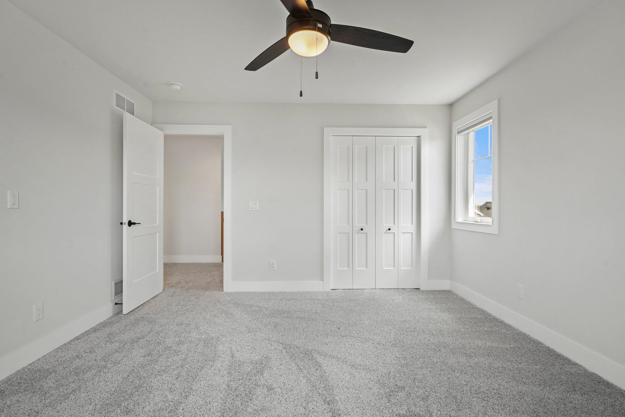 815 Steven View