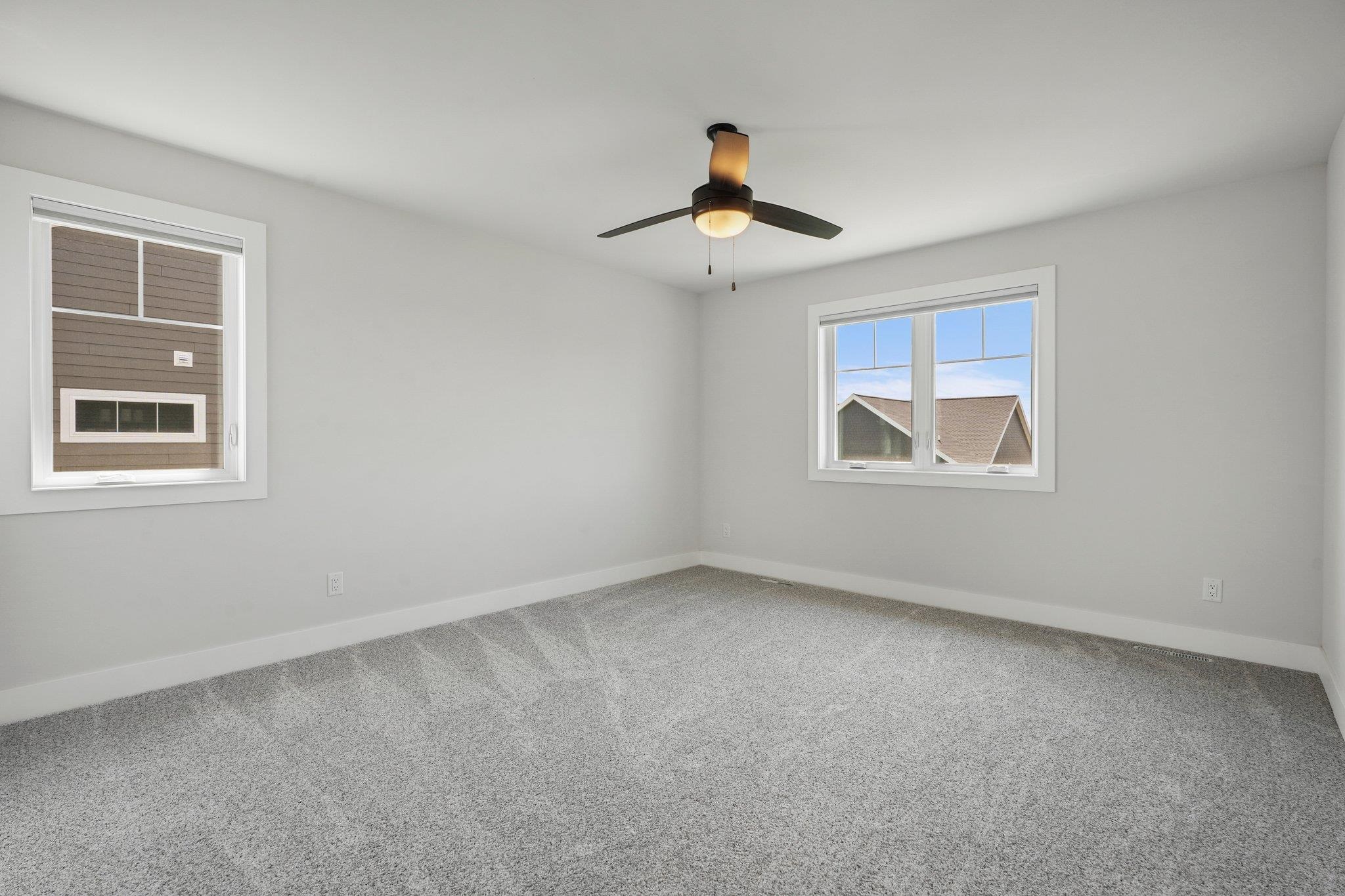 815 Steven View