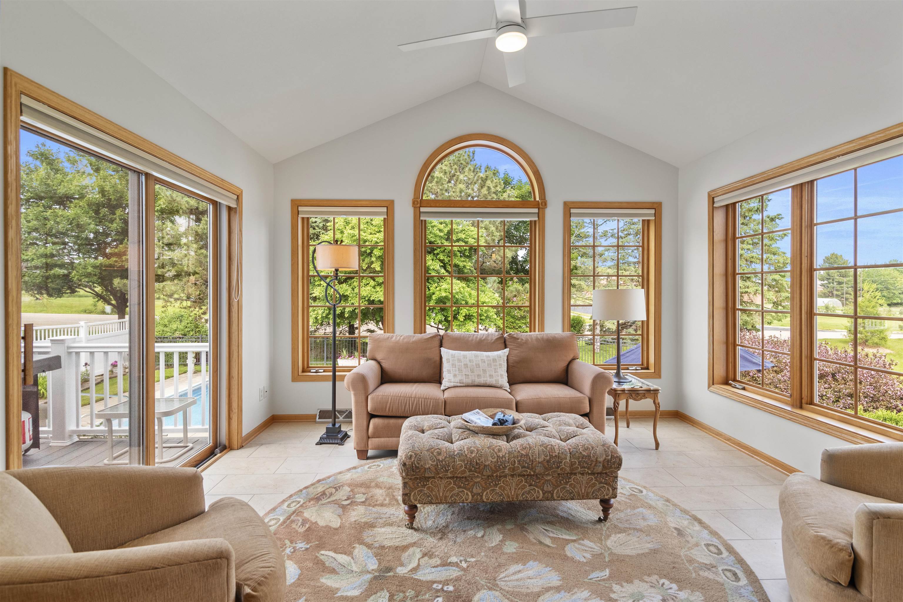 859 Fox Run Court