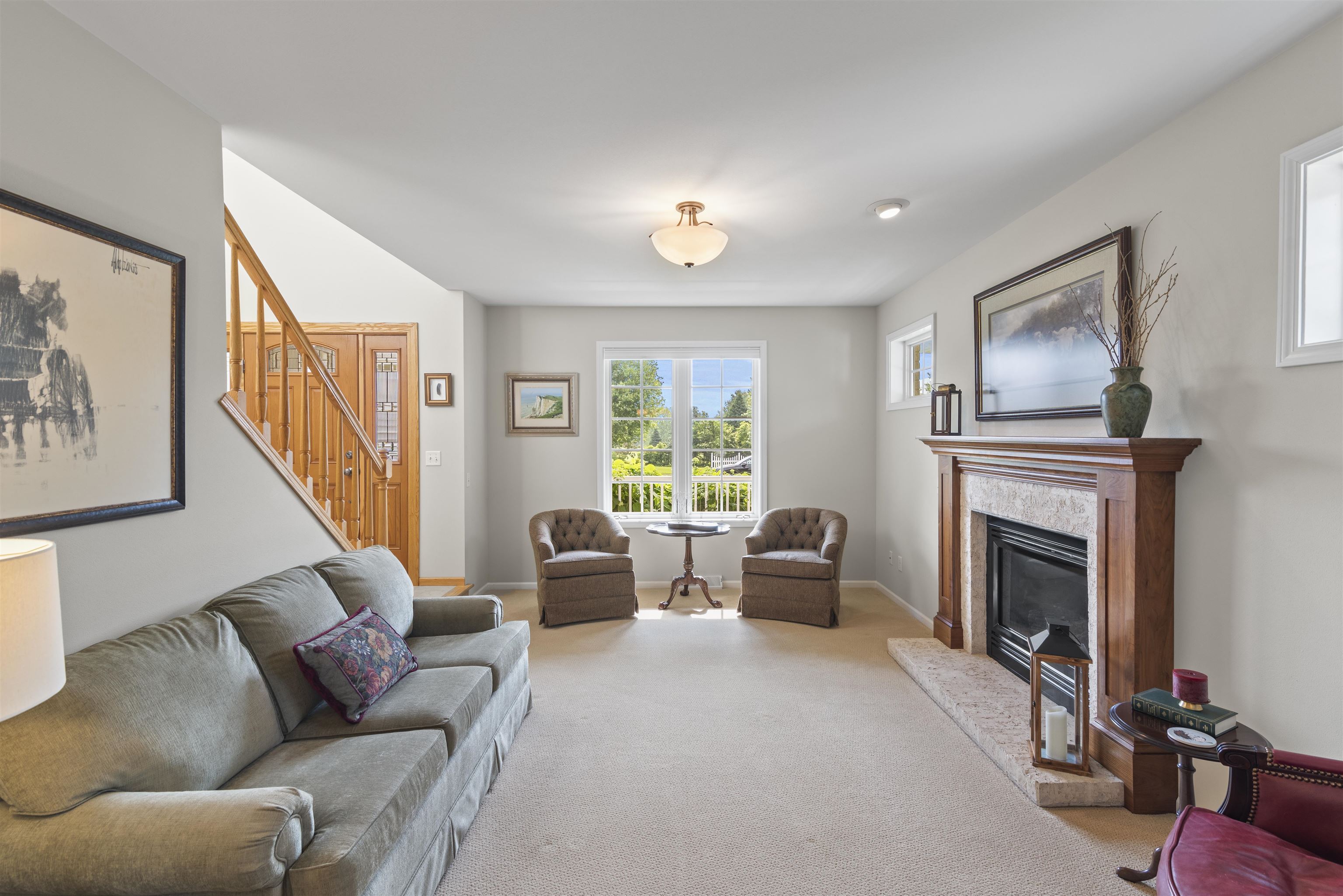 859 Fox Run Court