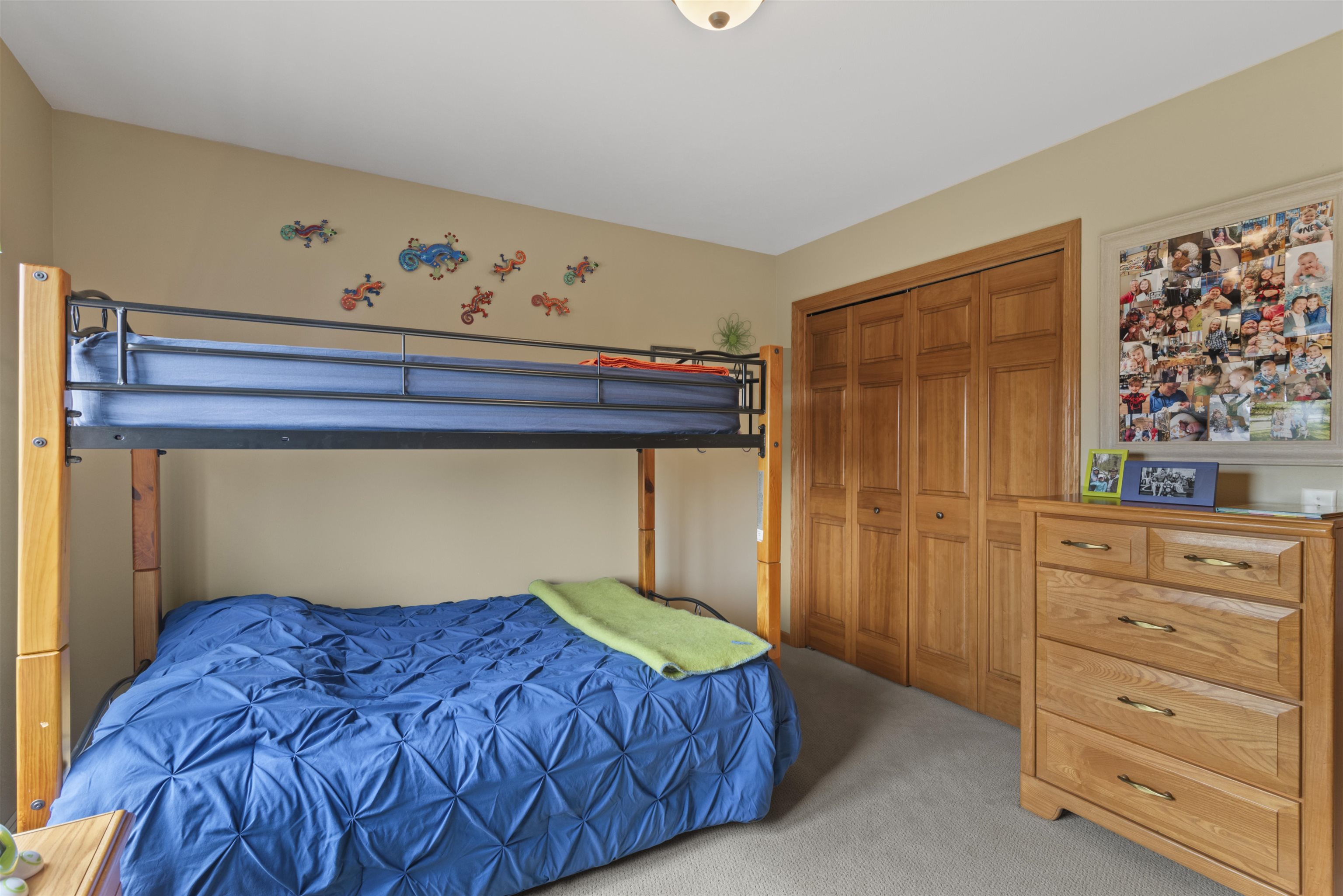 859 Fox Run Court