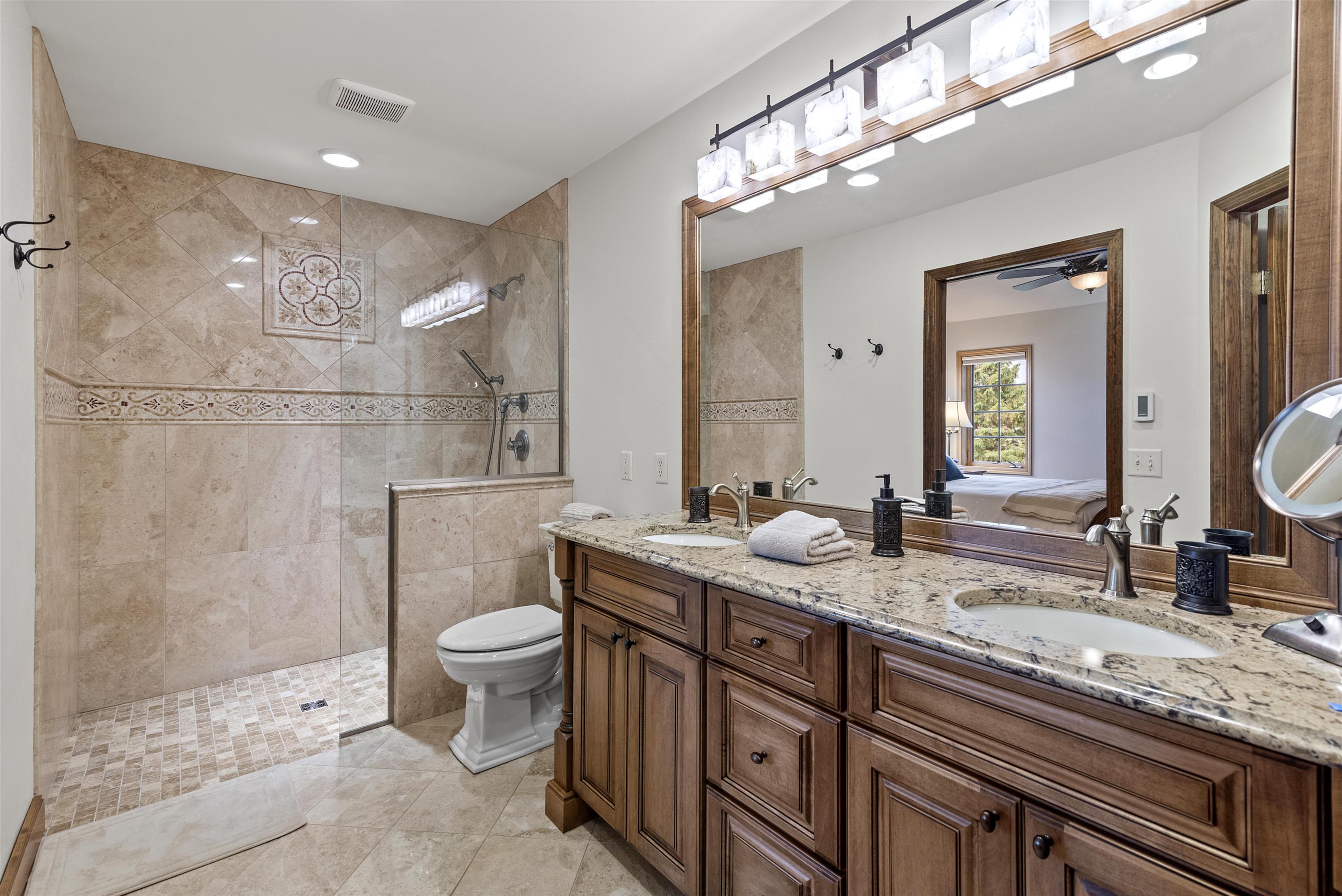 859 Fox Run Court