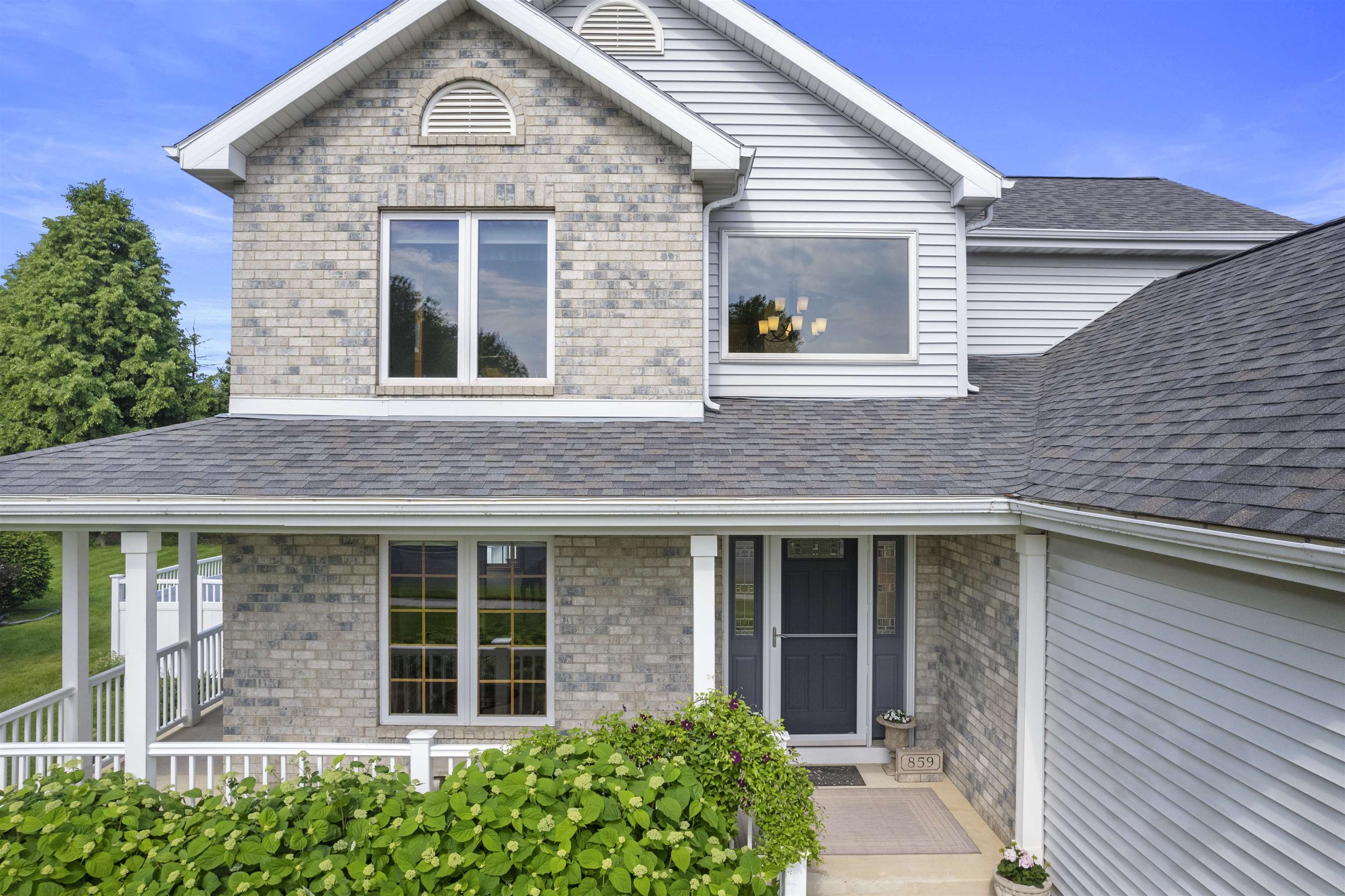 859 Fox Run Court