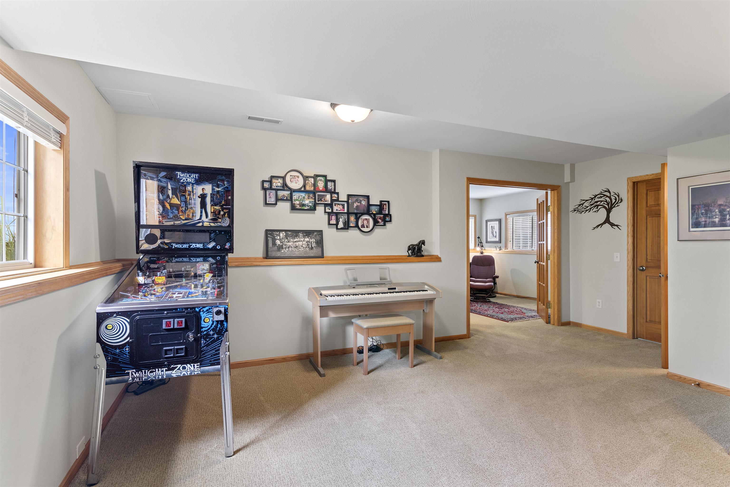 859 Fox Run Court