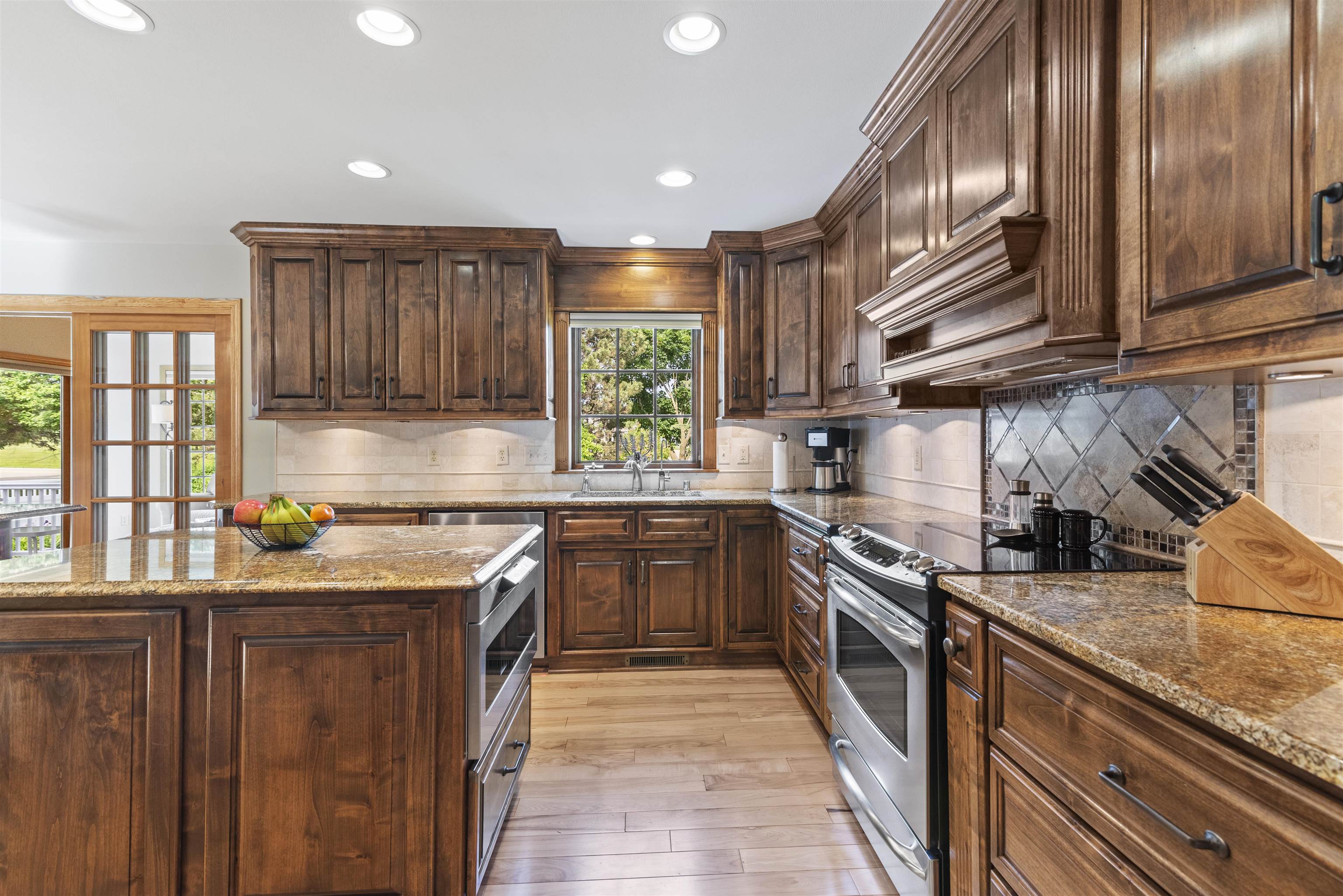 859 Fox Run Court