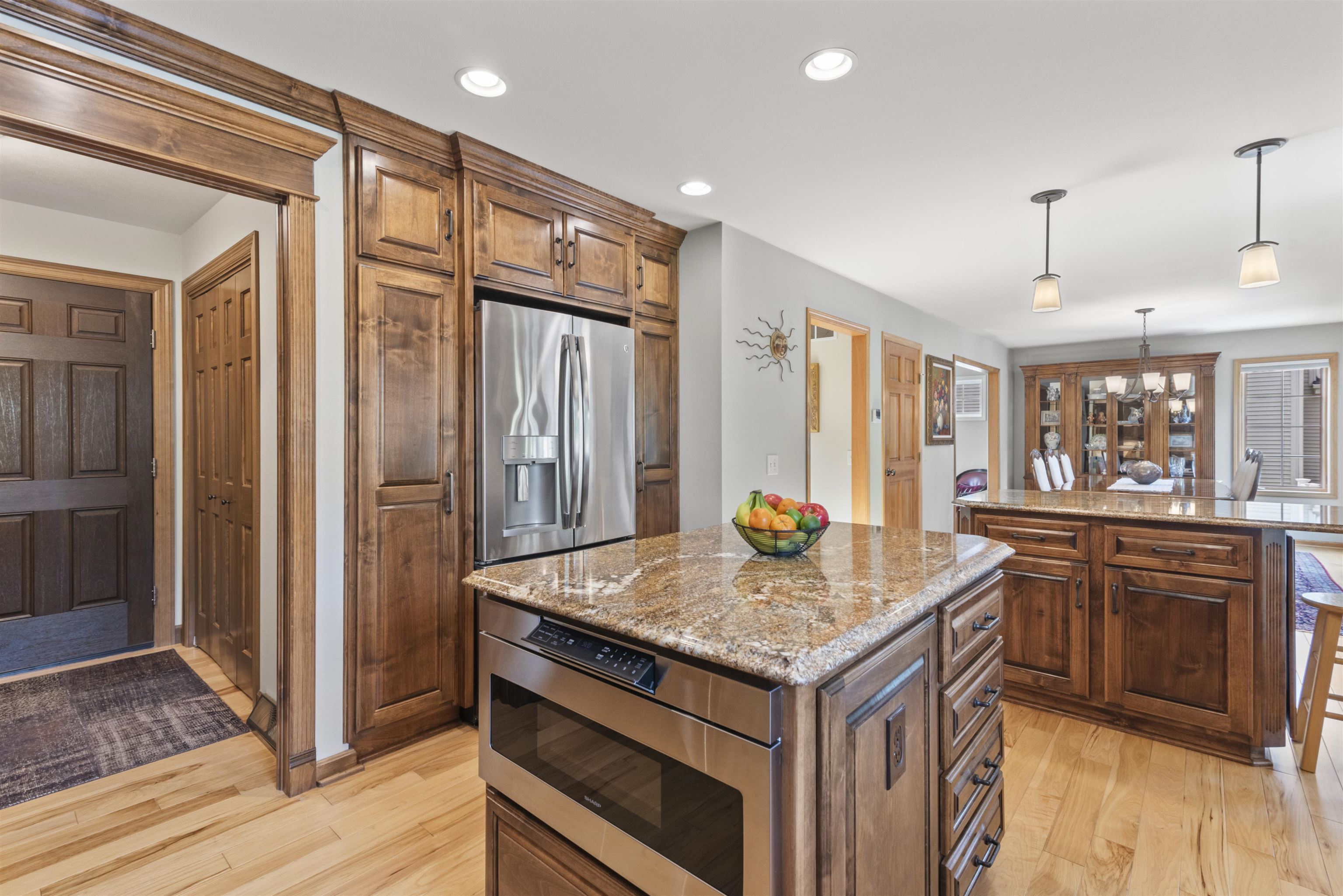 859 Fox Run Court
