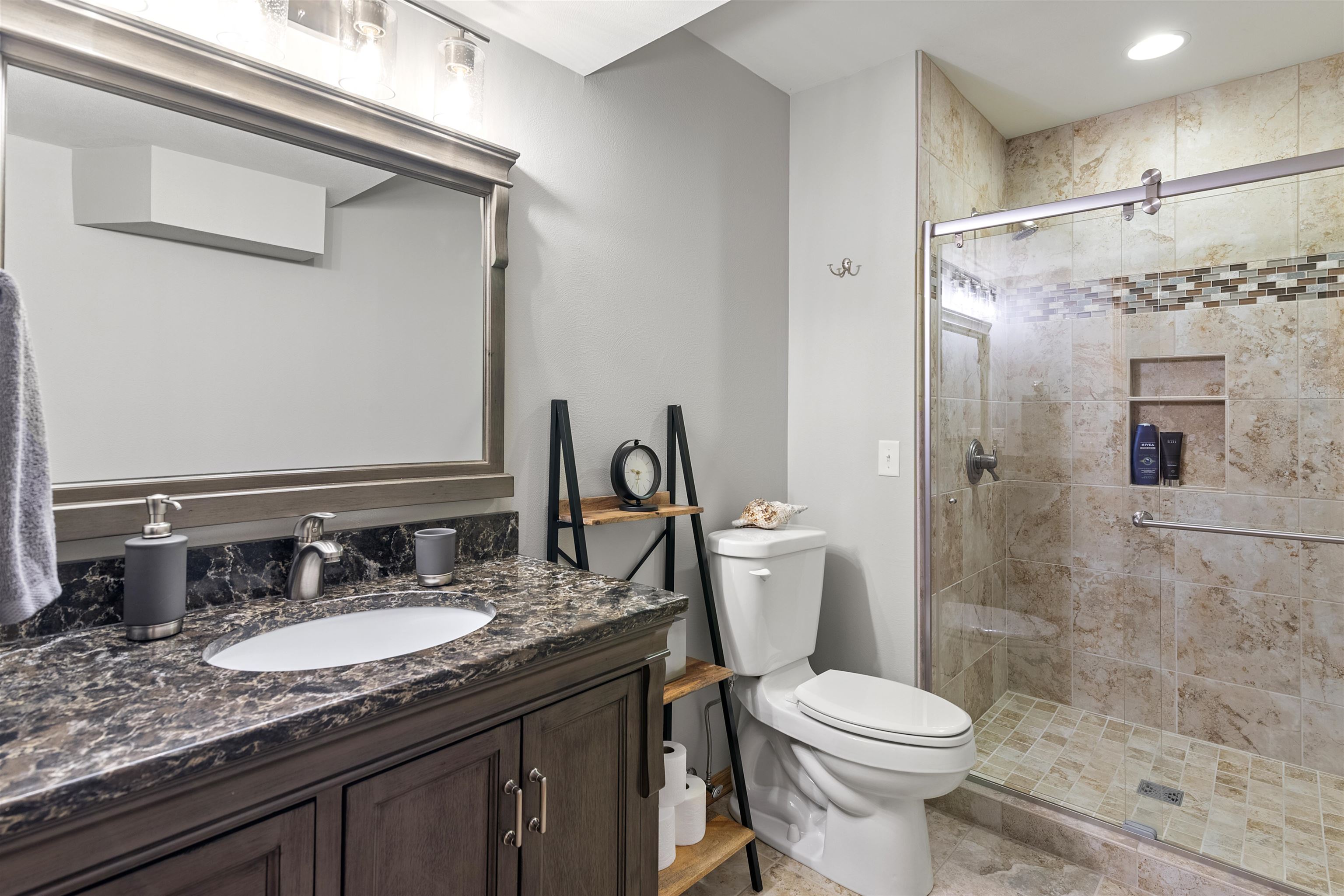 859 Fox Run Court