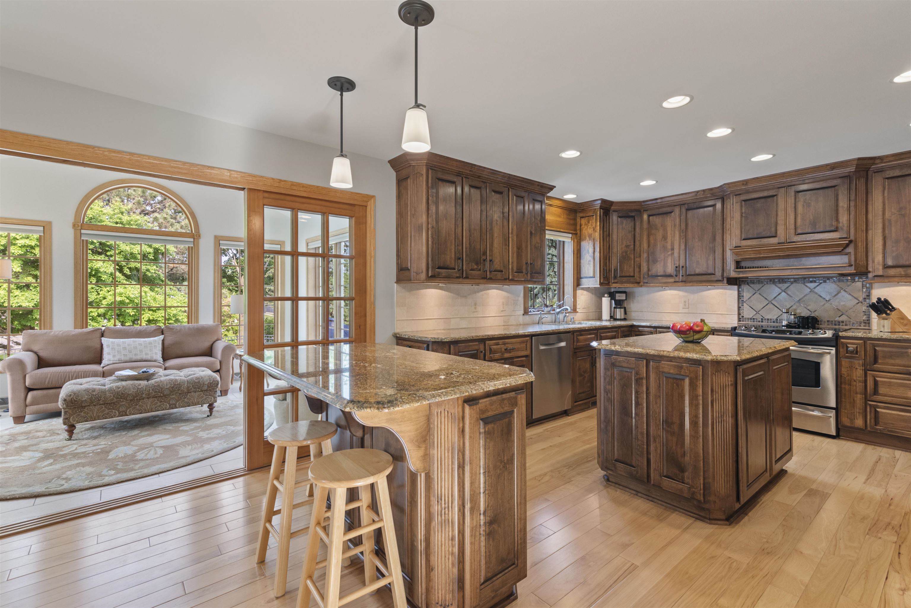 859 Fox Run Court