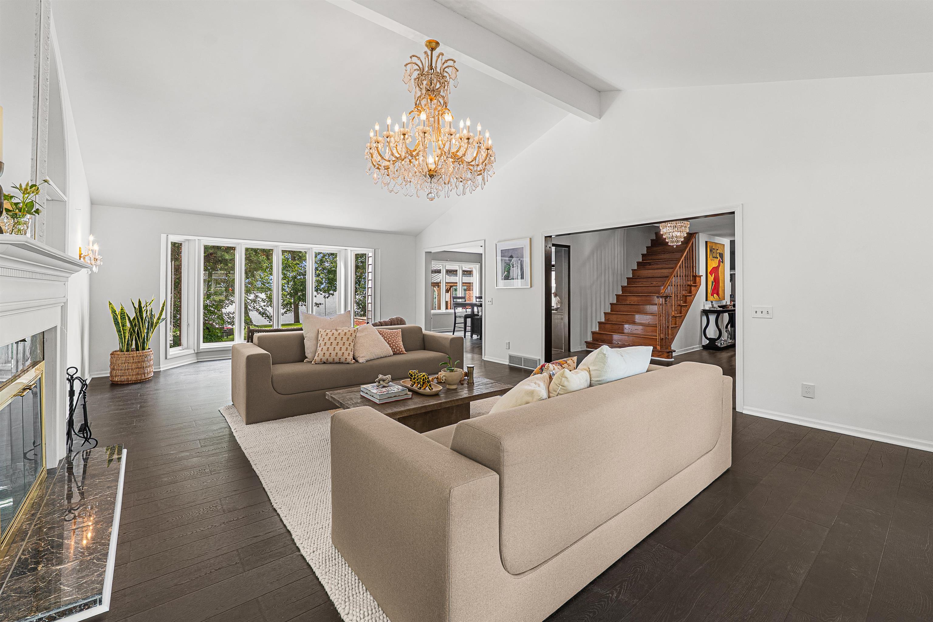 1120 Lake Shore Drive