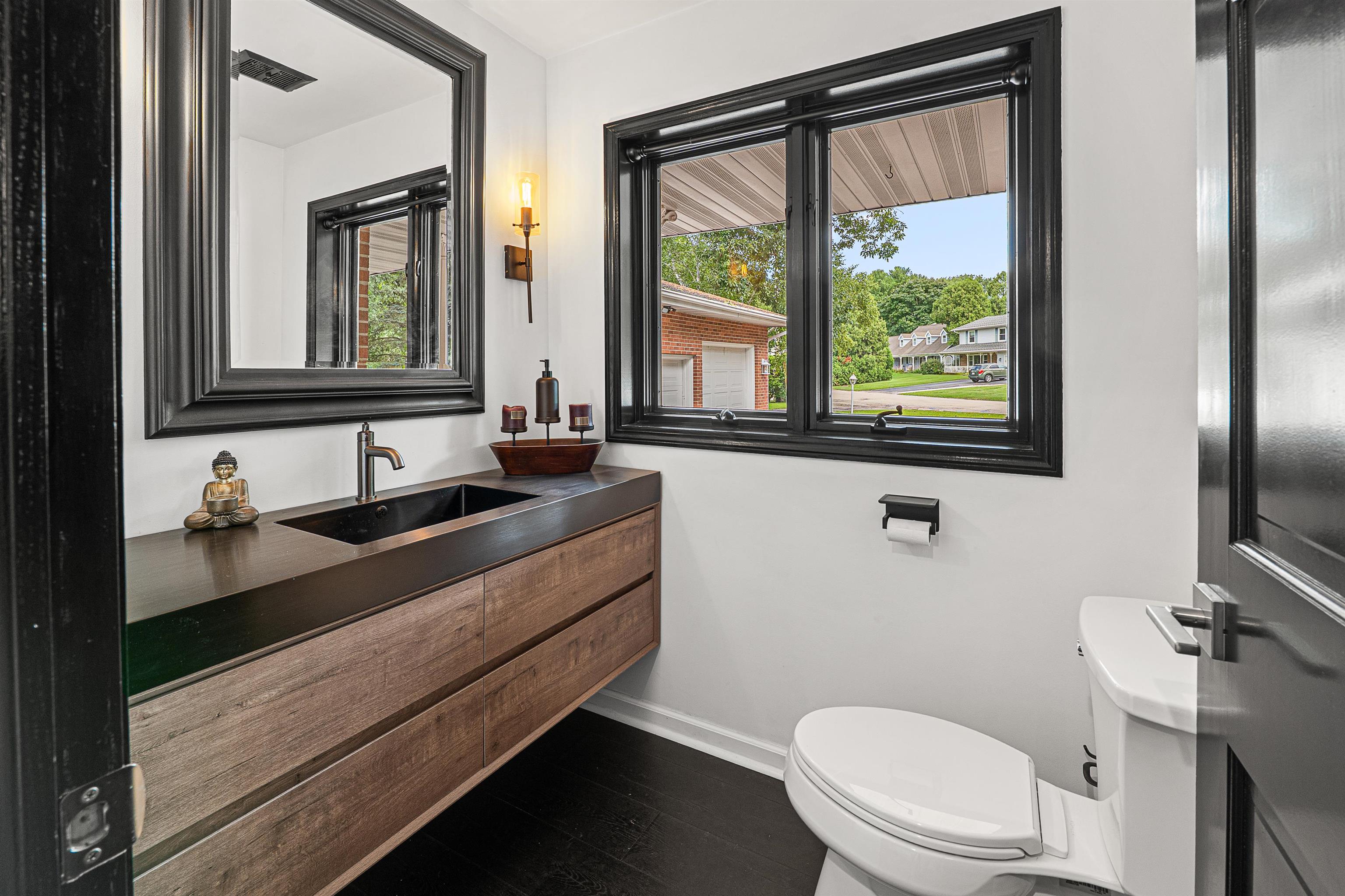 1120 Lake Shore Drive