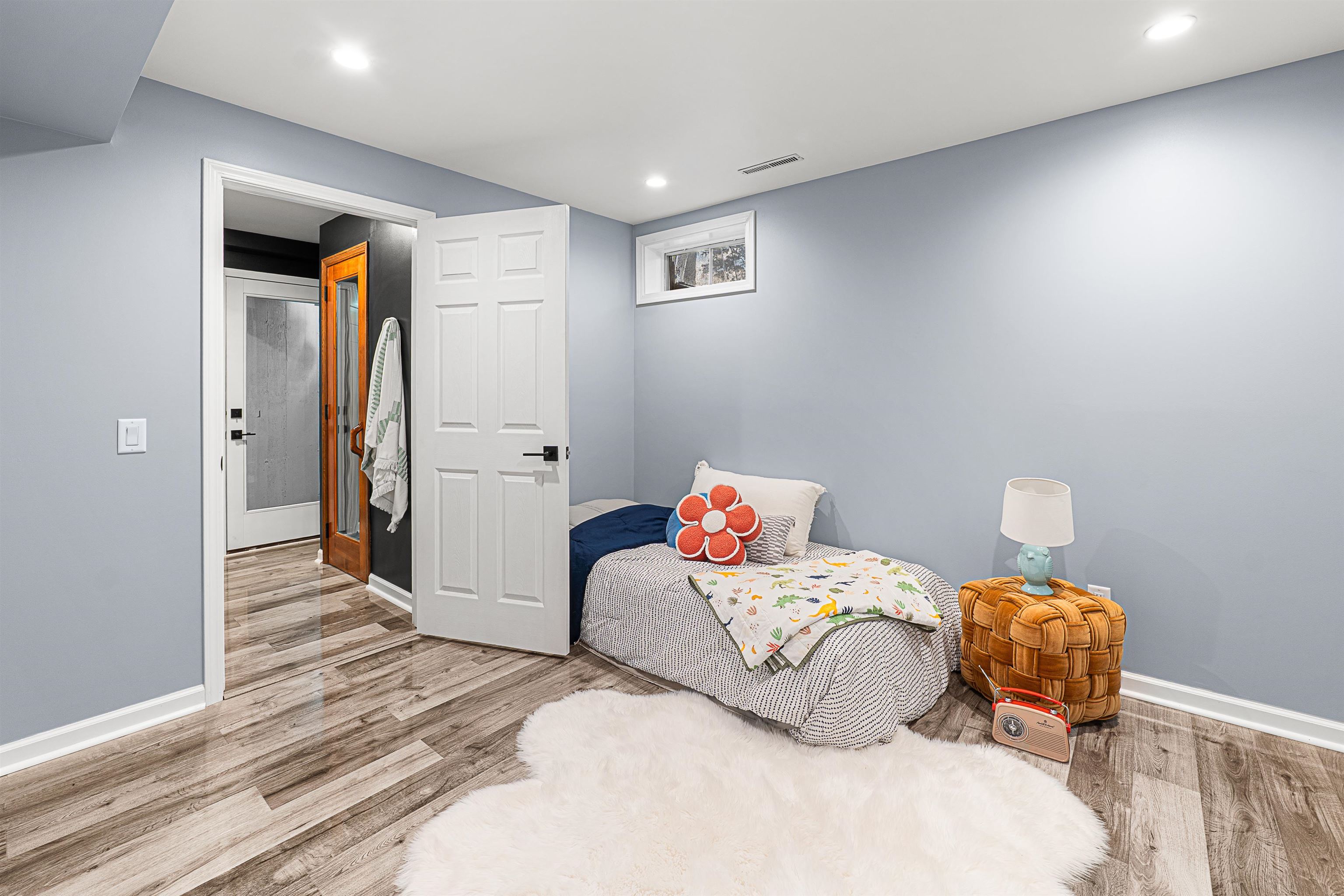1120 Lake Shore Drive