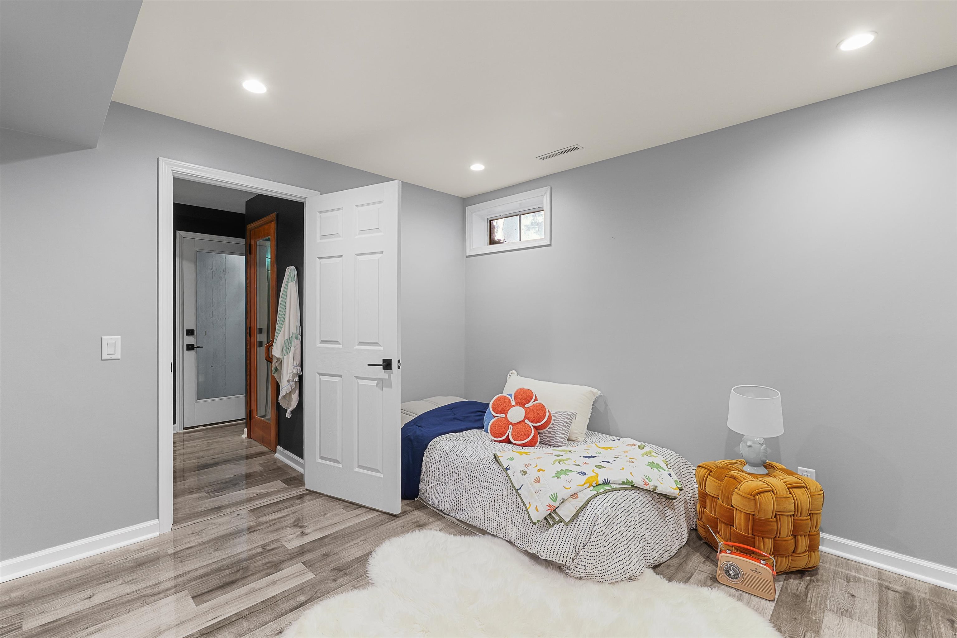 1120 Lake Shore Drive