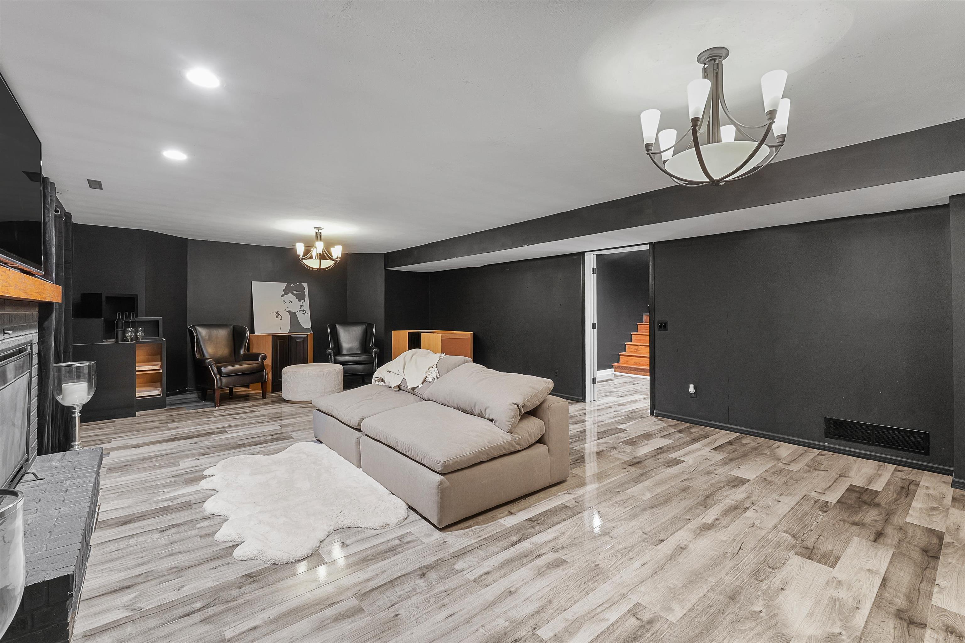 1120 Lake Shore Drive