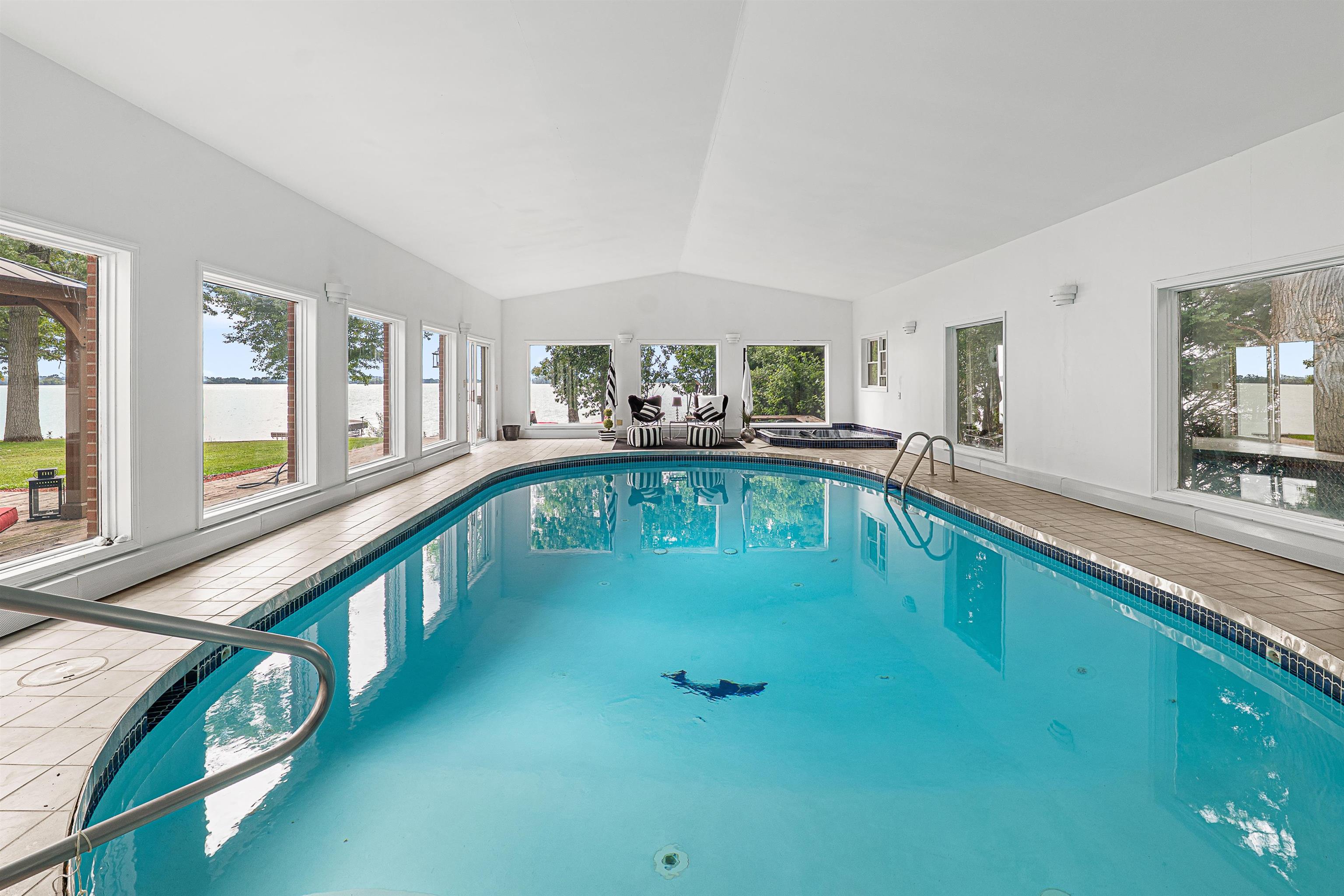 1120 Lake Shore Drive