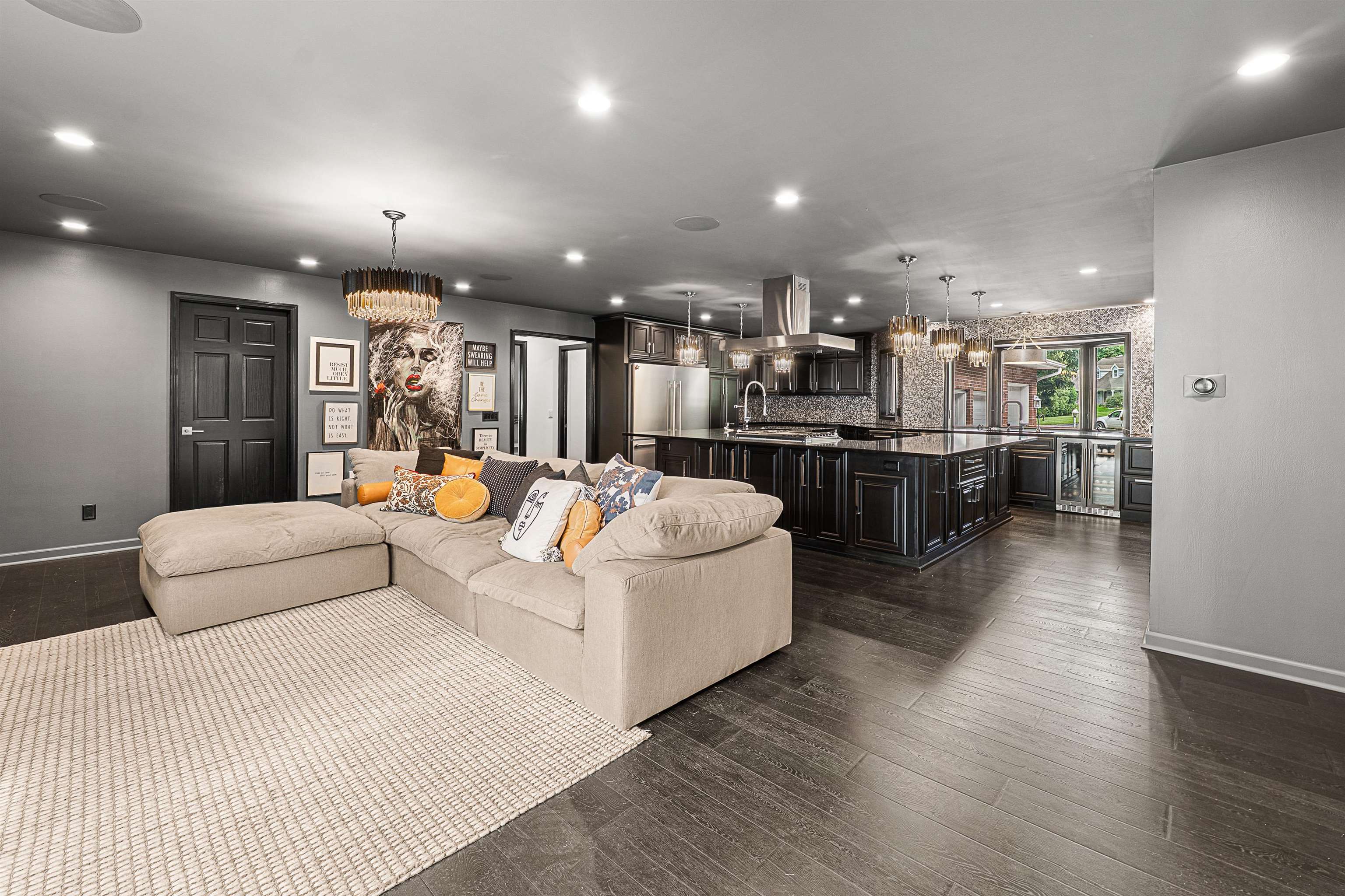 1120 Lake Shore Drive