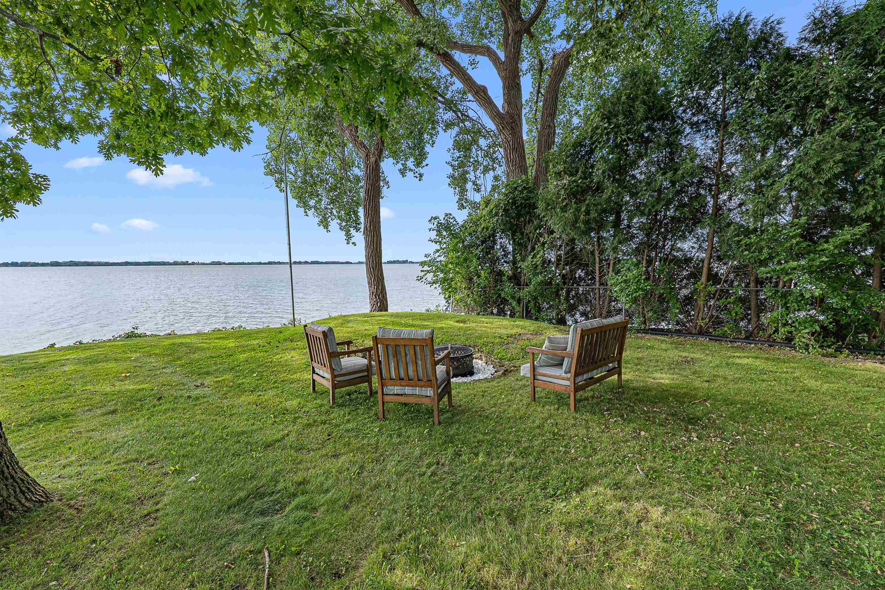 1120 Lake Shore Drive