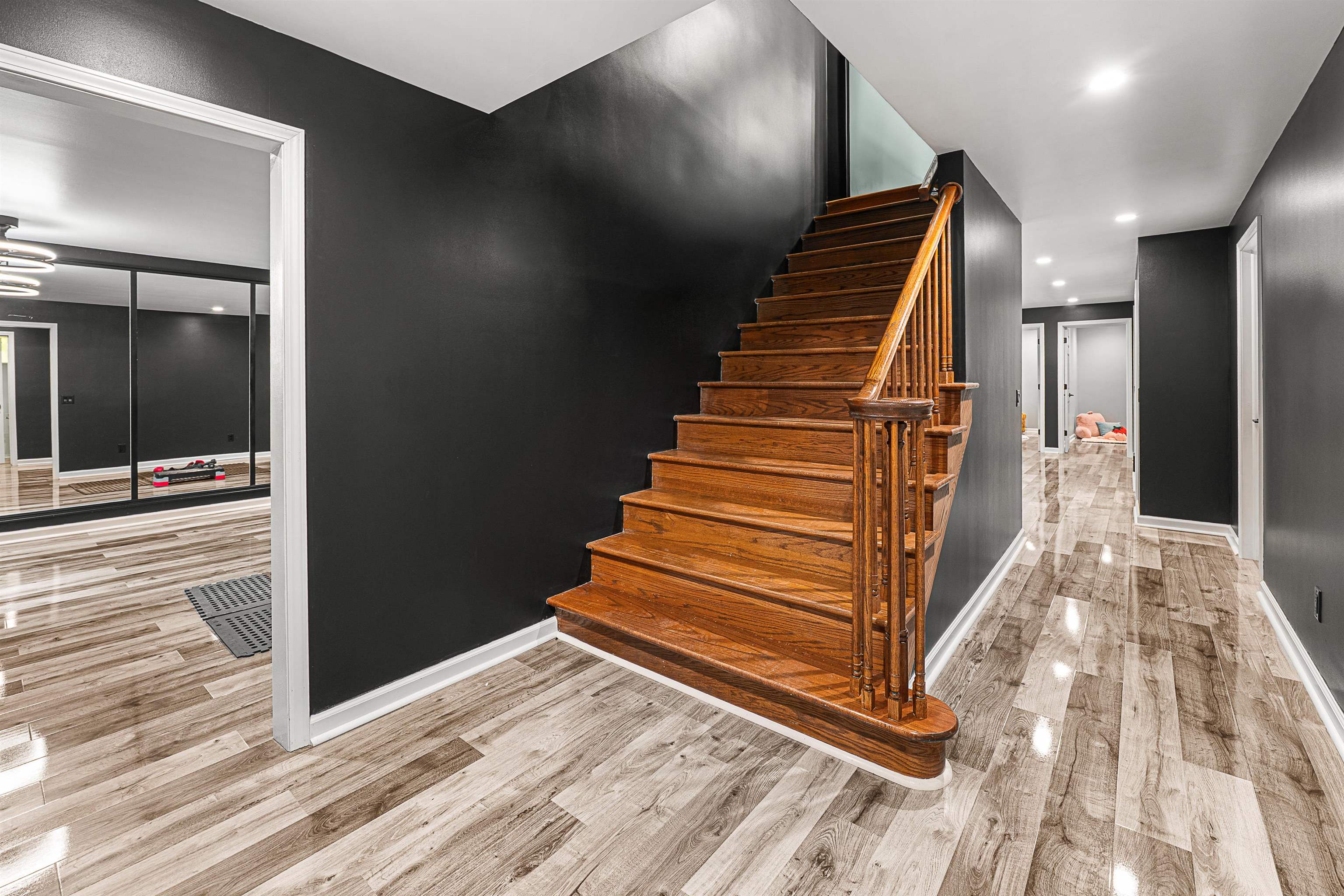 1120 Lake Shore Drive