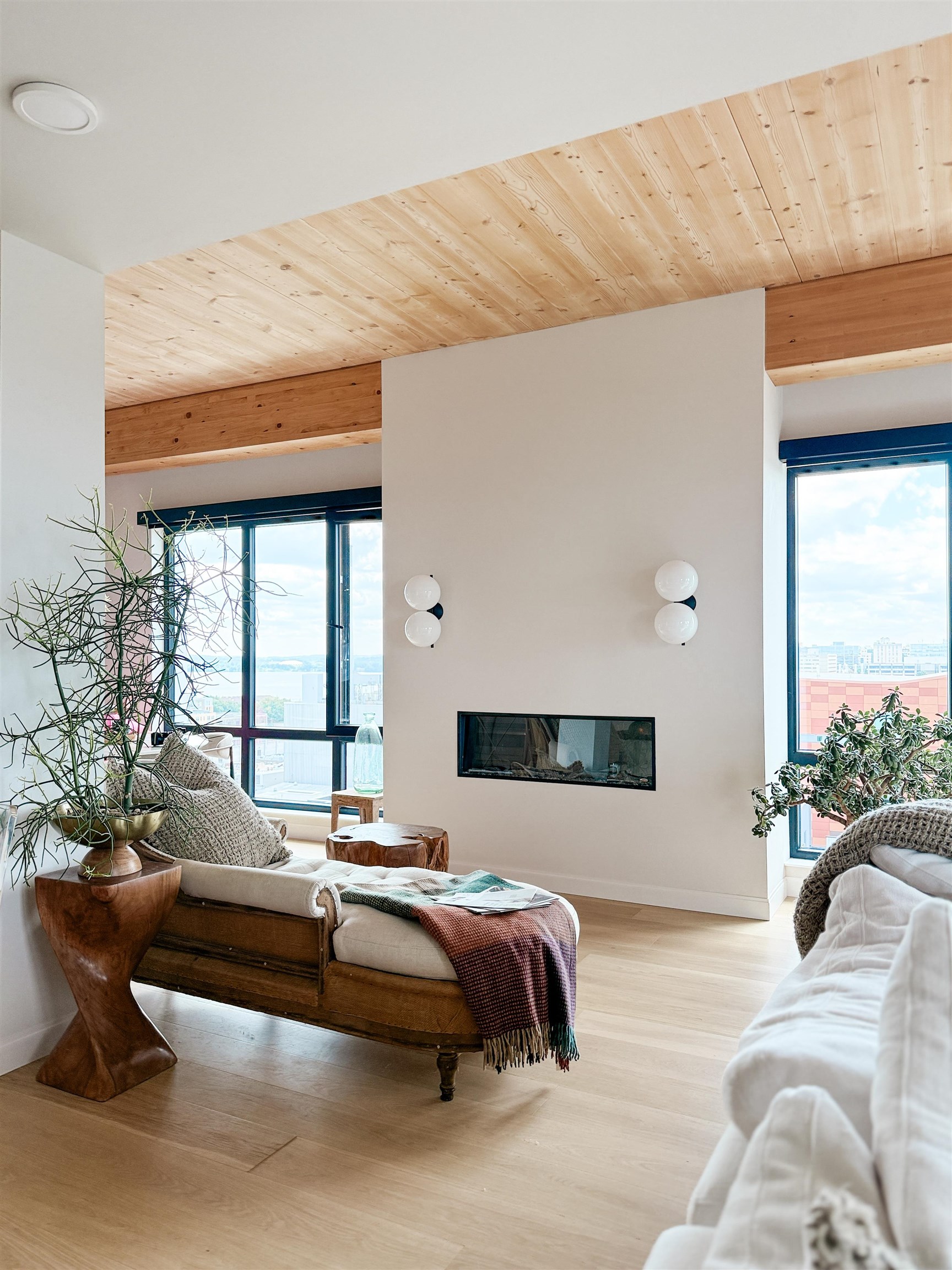 10 S Paterson Street 1301