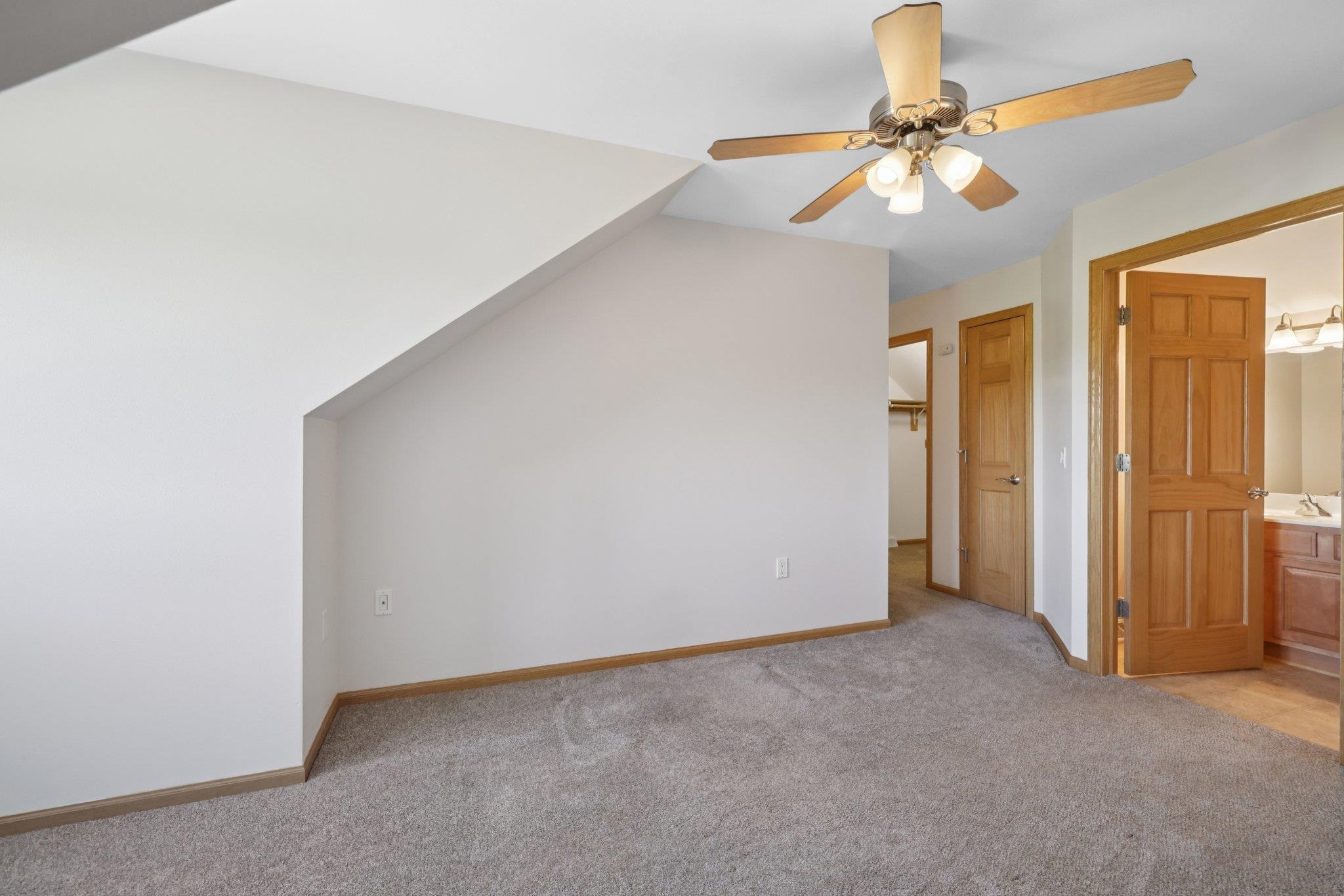711 Cricket Lane Unit: 3