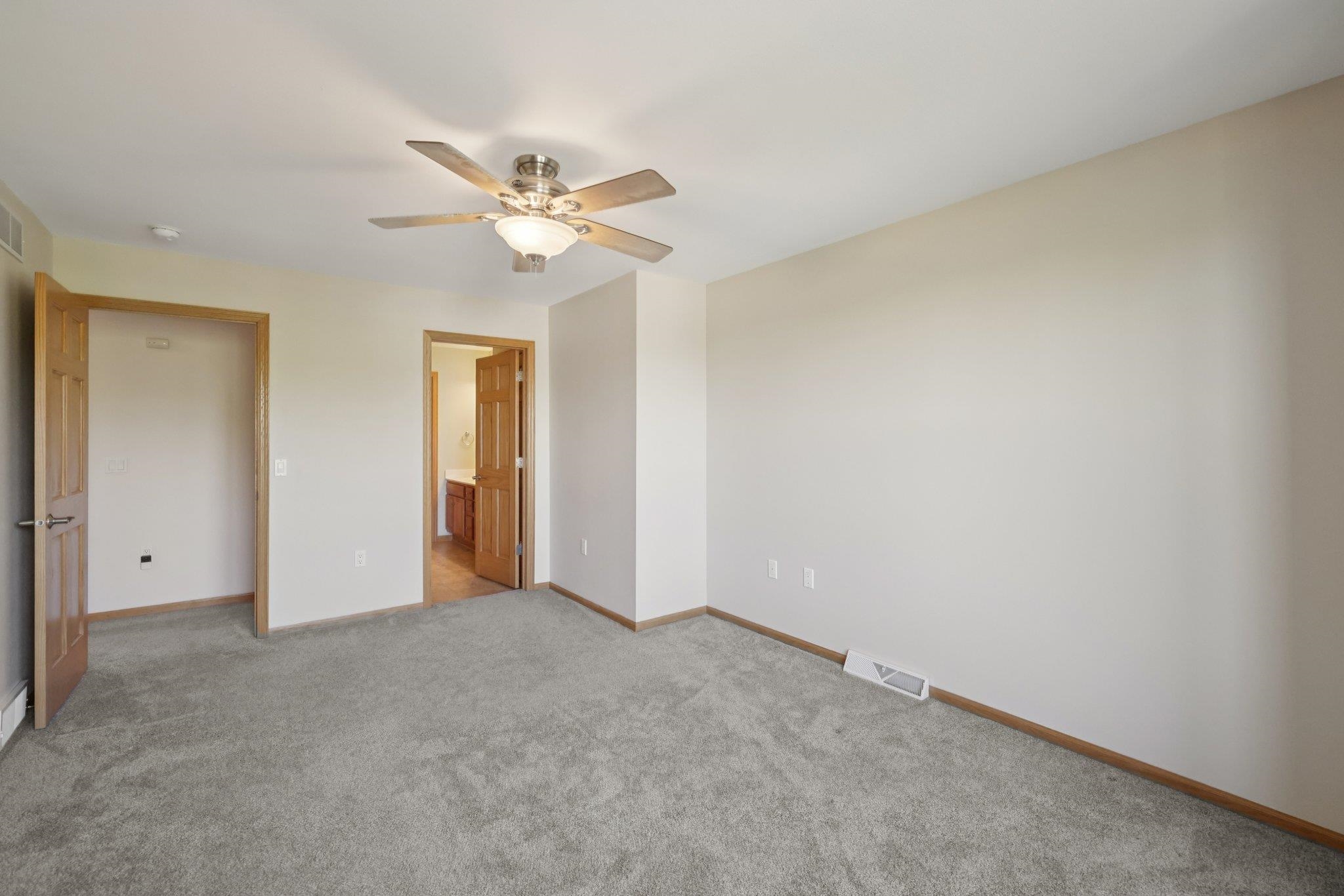 711 Cricket Lane Unit: 3