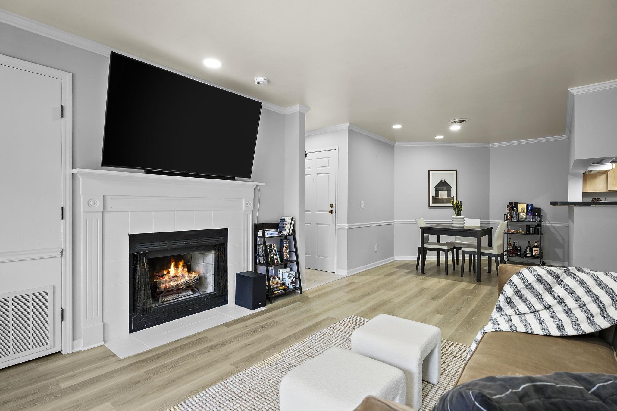 7102 Flagship Drive 2