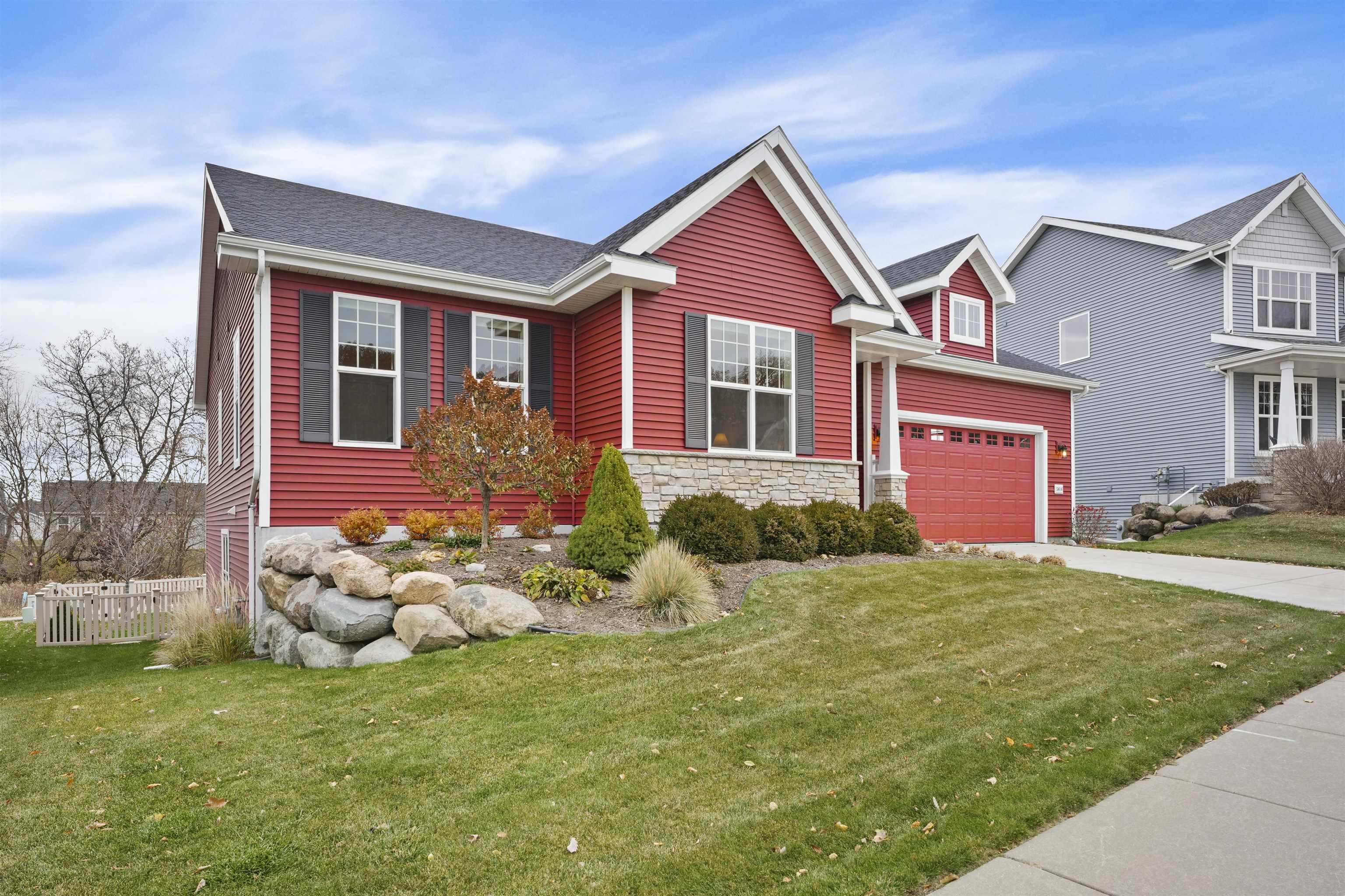 5816 Levitan Lane