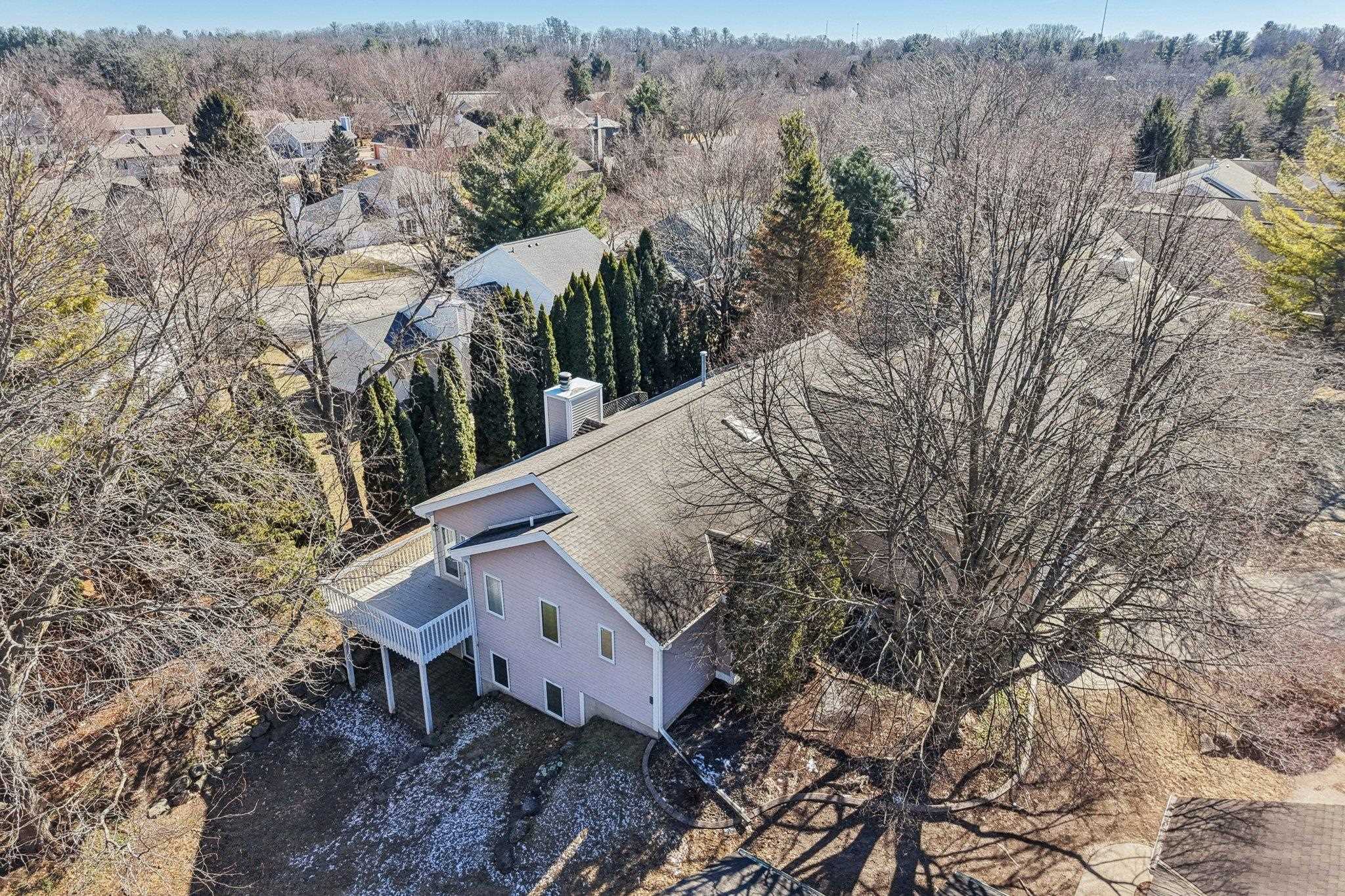 121 N Oak Grove Drive Unit: 17