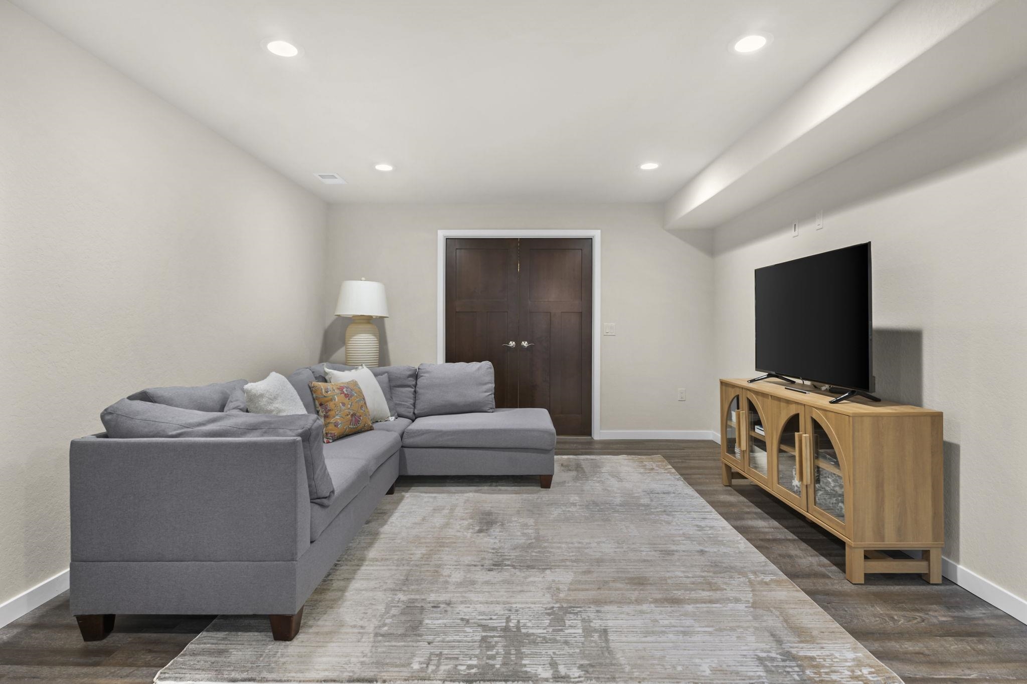 2307 Trevor Way