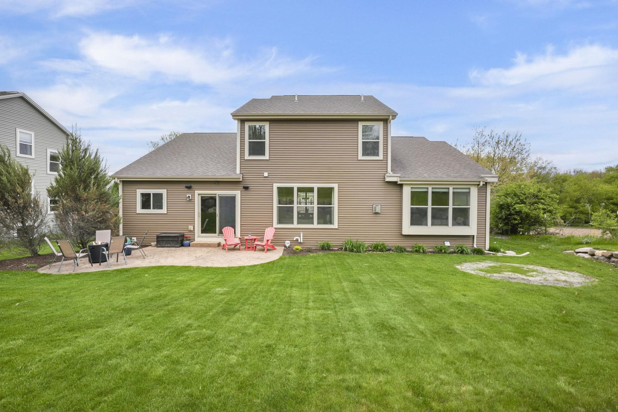 2307 Trevor Way