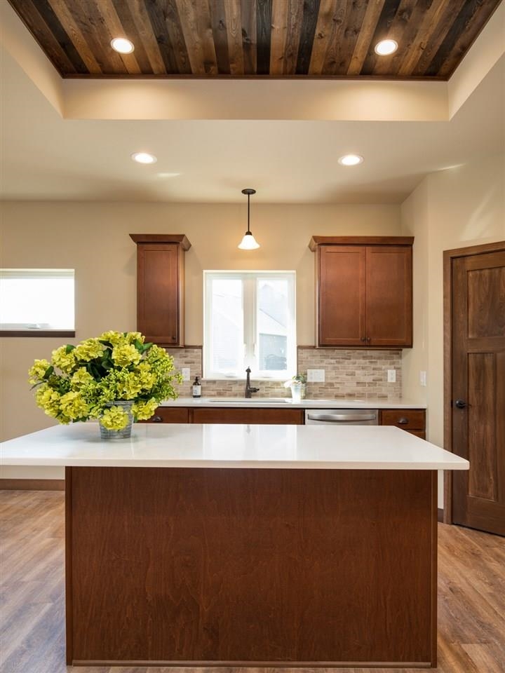1378 Bunker Hill Drive
